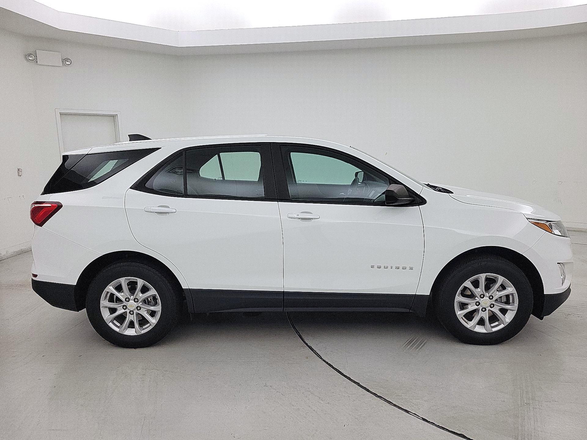 Thumbnail: 2021 Chevrolet Equinox - 4
