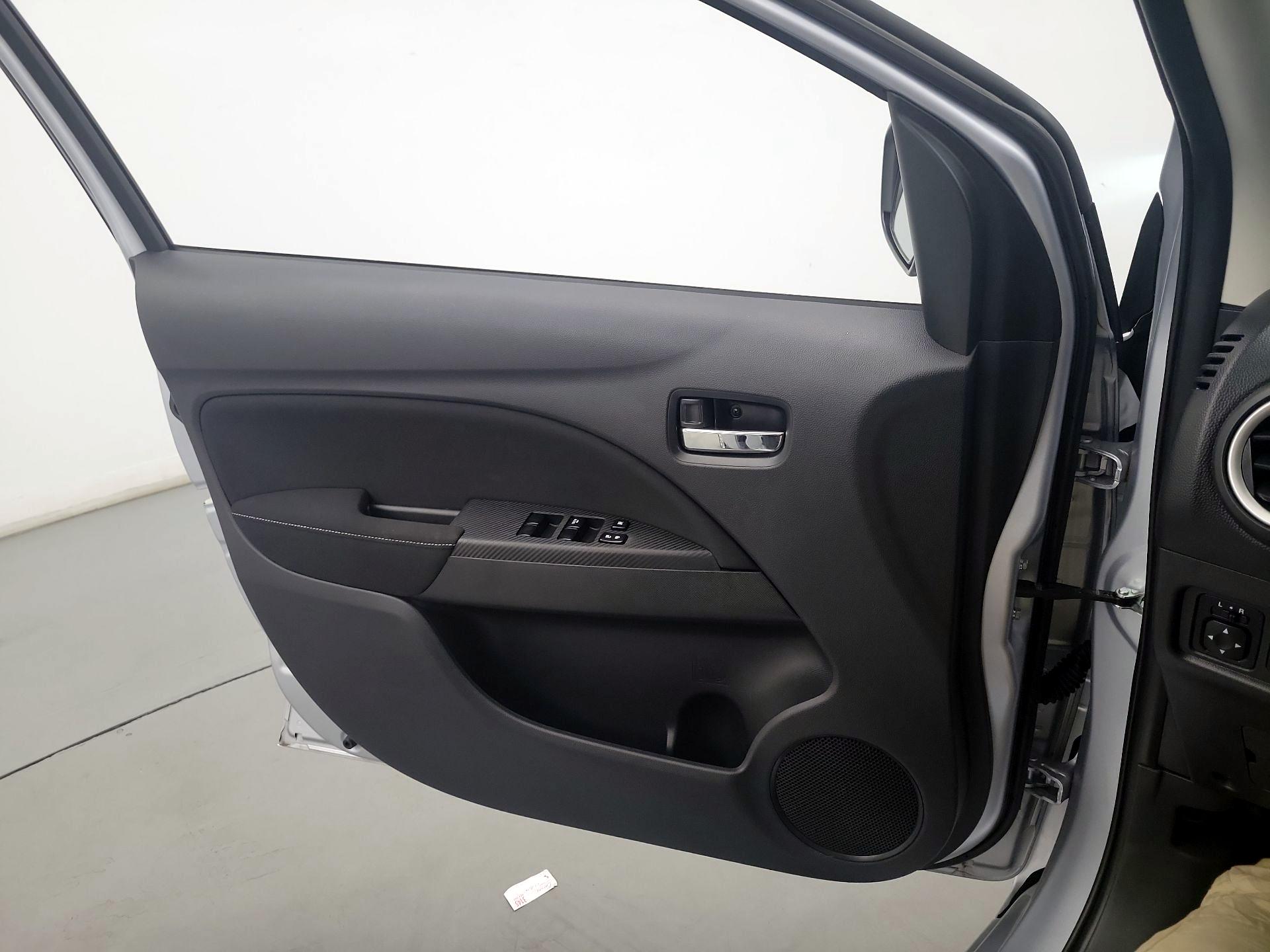 Thumbnail: 2023 Mitsubishi Mirage G4 - 12