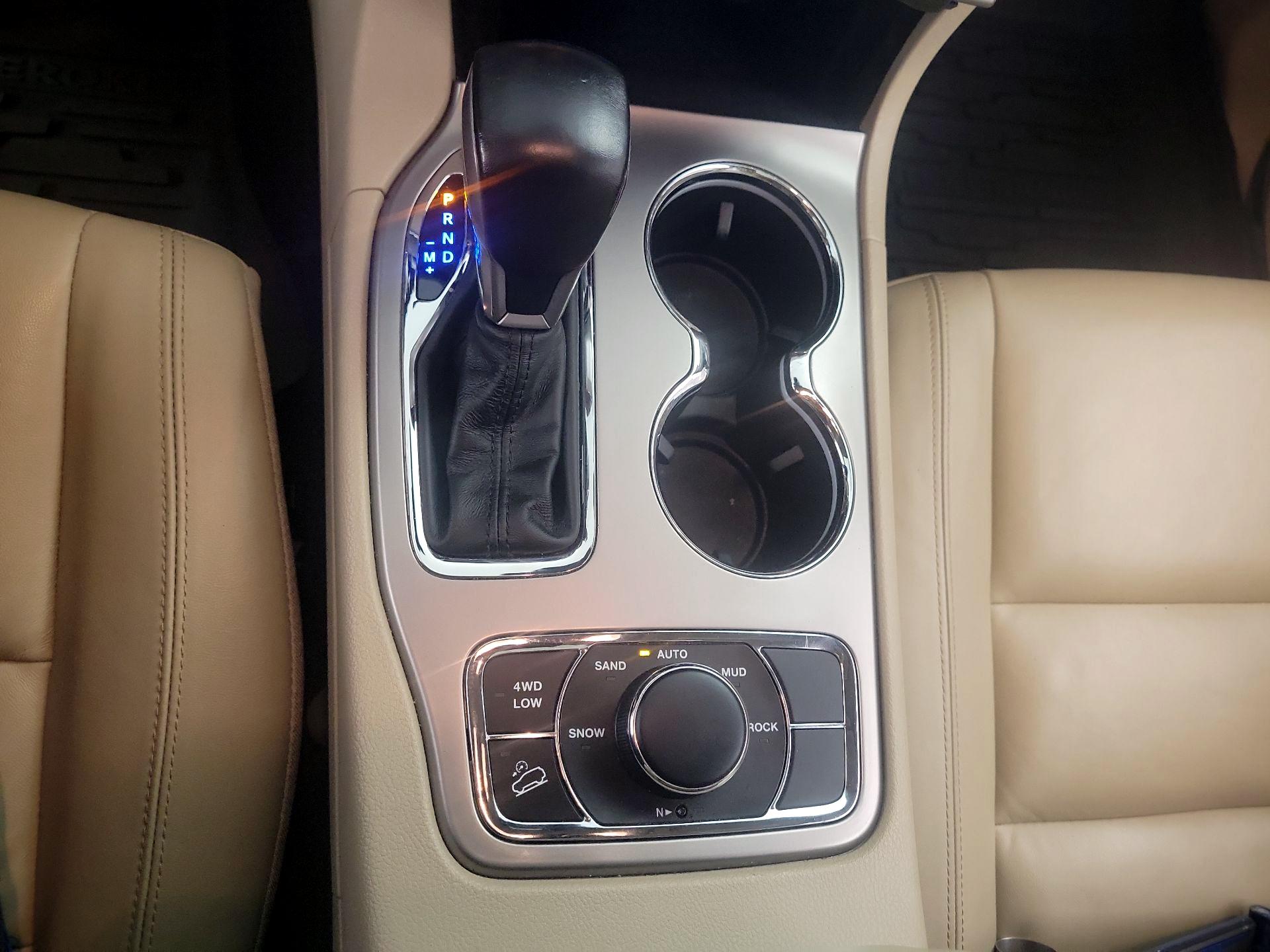 Thumbnail: 2021 Jeep Grand Cherokee - 18