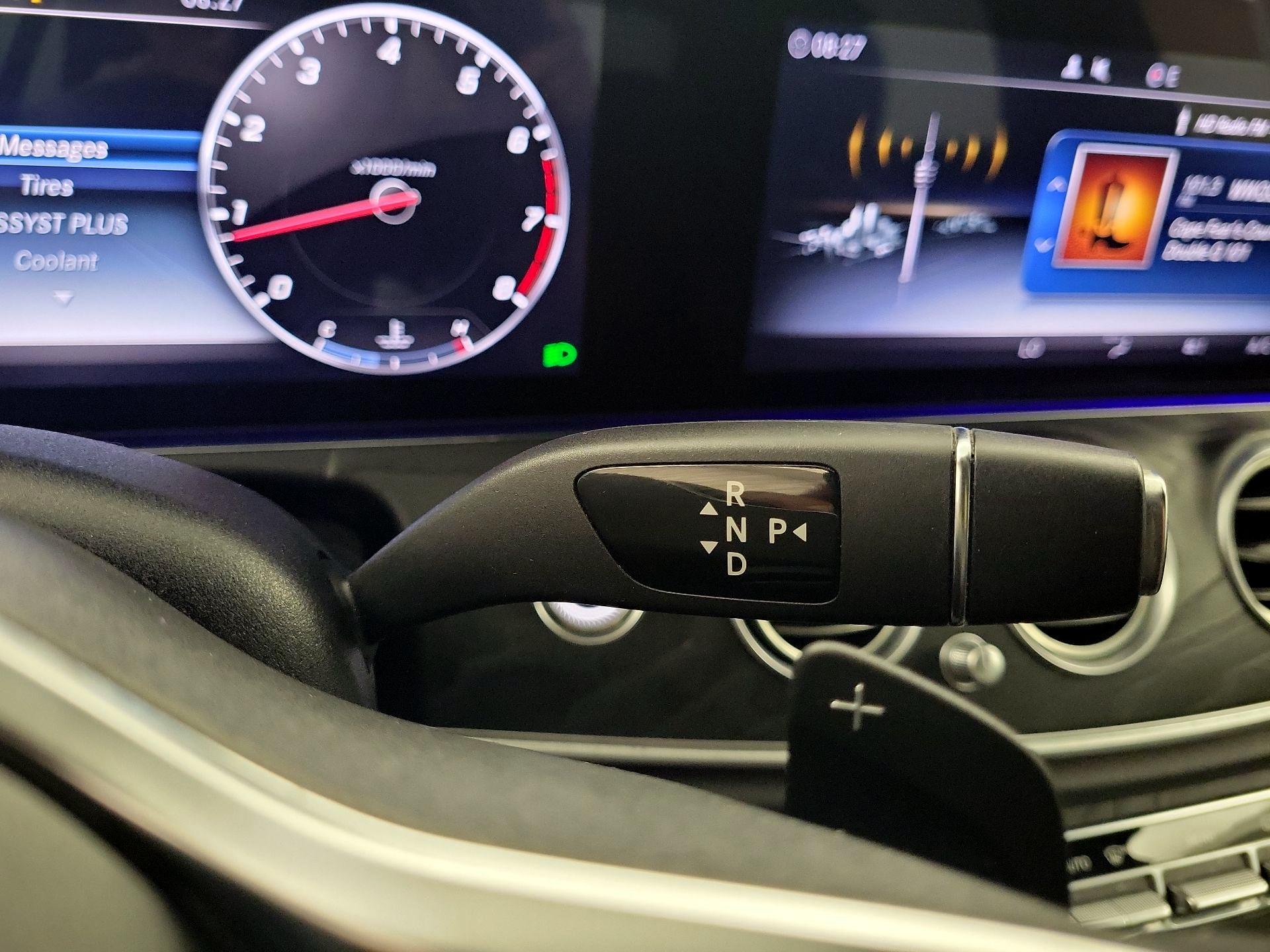 Thumbnail: 2020 Mercedes-Benz E-Class - 16