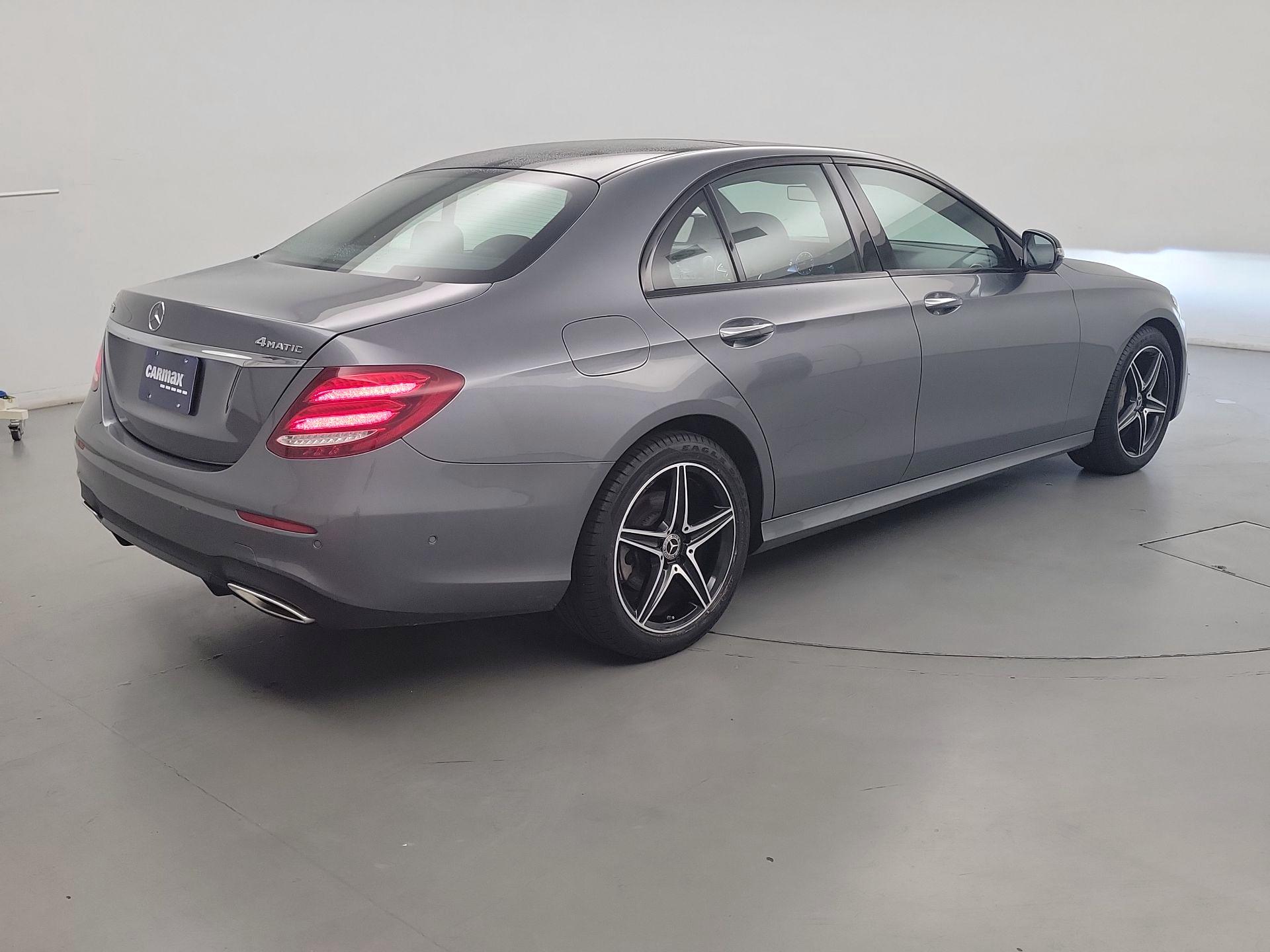 Thumbnail: 2020 Mercedes-Benz E-Class - 5