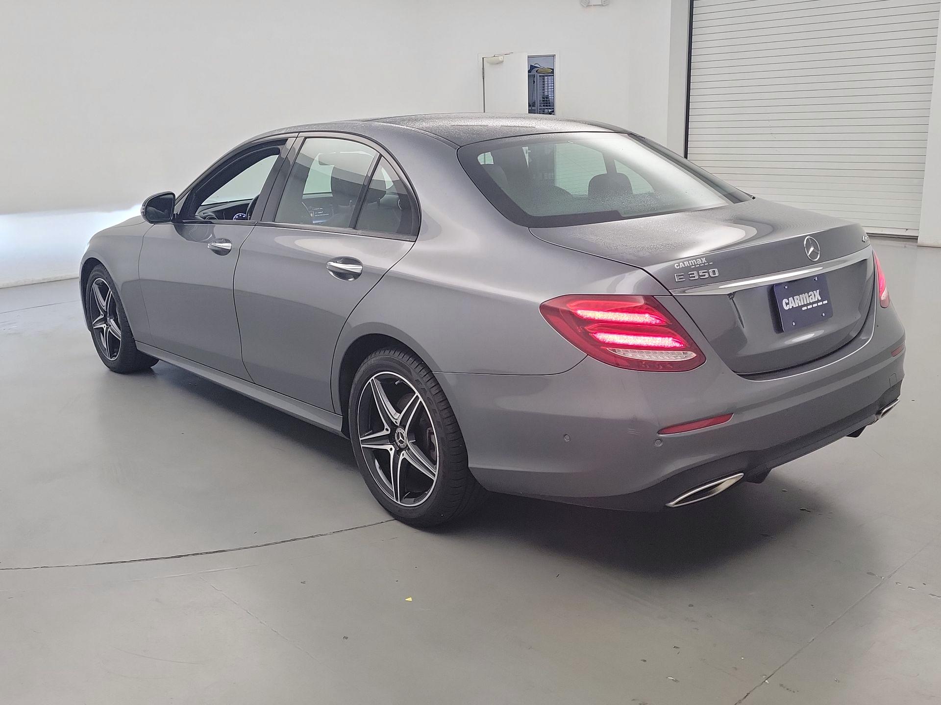 Thumbnail: 2020 Mercedes-Benz E-Class - 7