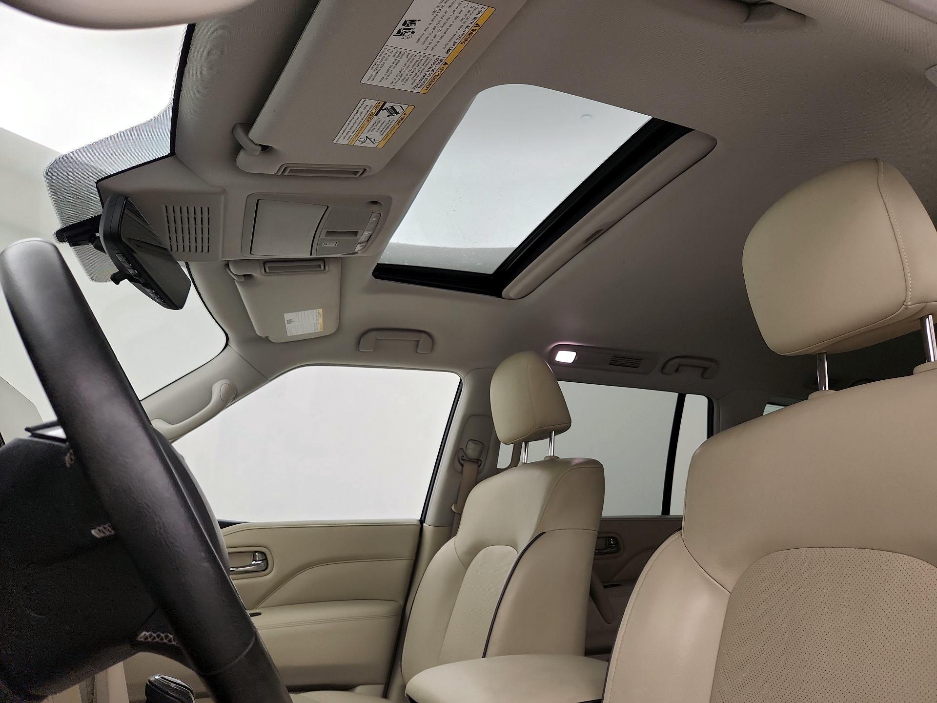 Thumbnail: 2022 INFINITI QX80 - 19