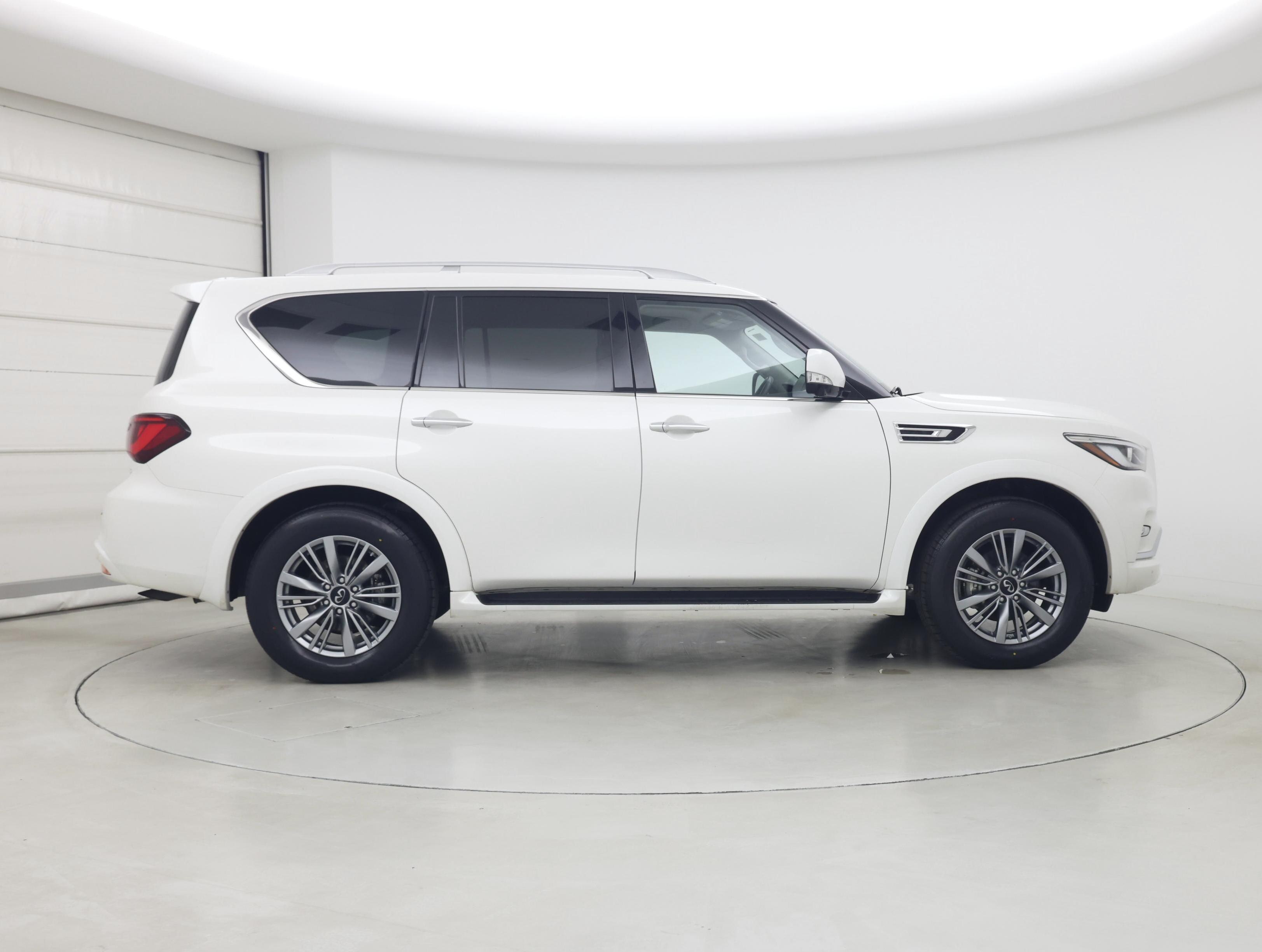 Thumbnail: 2022 INFINITI QX80 - 7