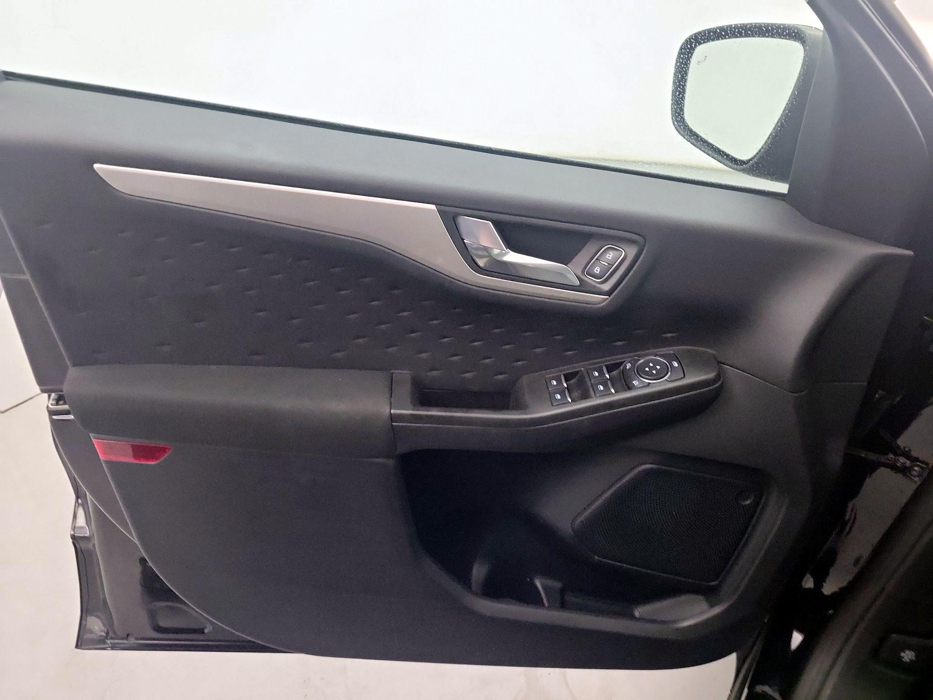 Thumbnail: 2020 Ford Escape - 12