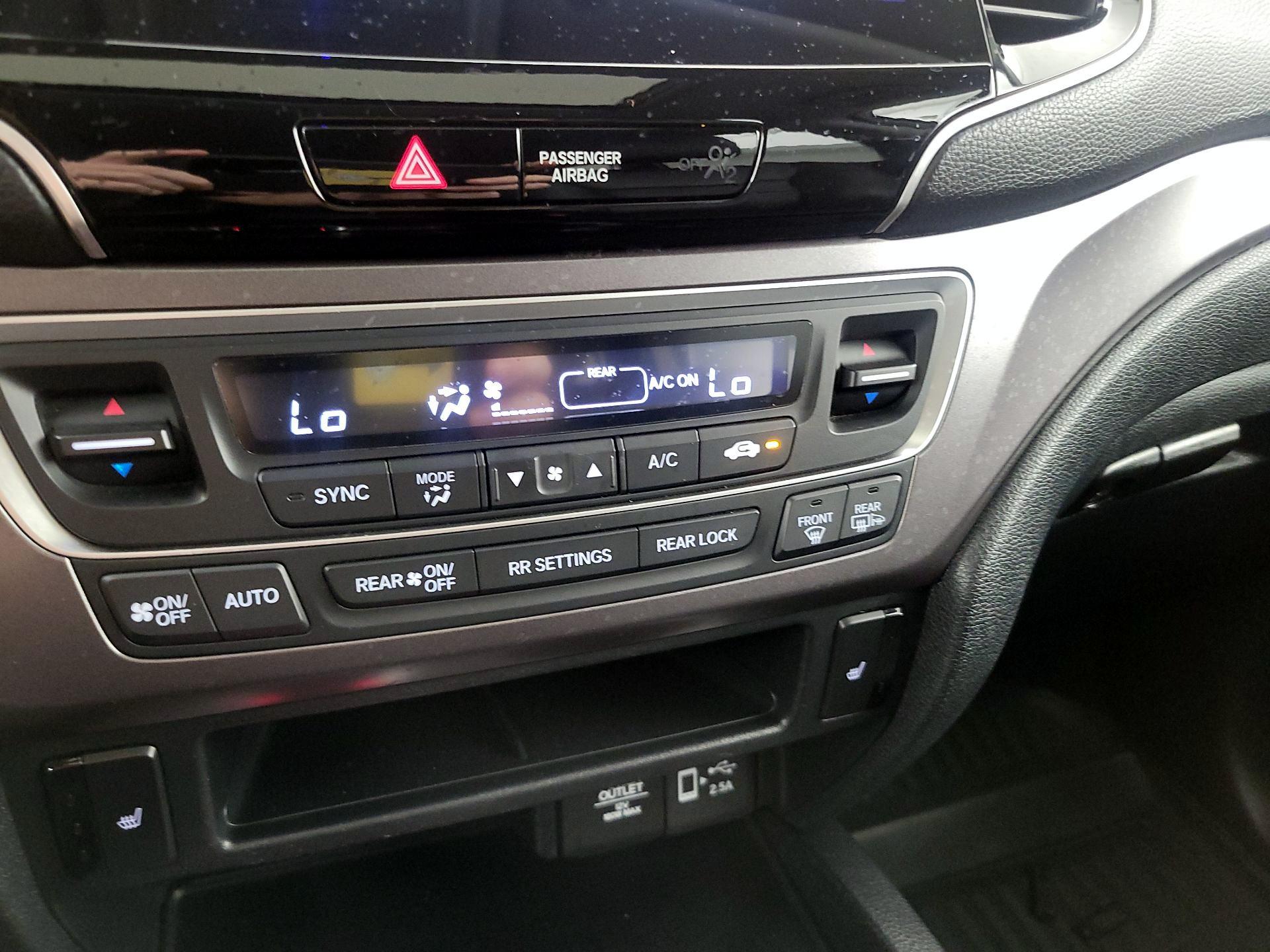 Thumbnail: 2021 Honda Pilot - 16