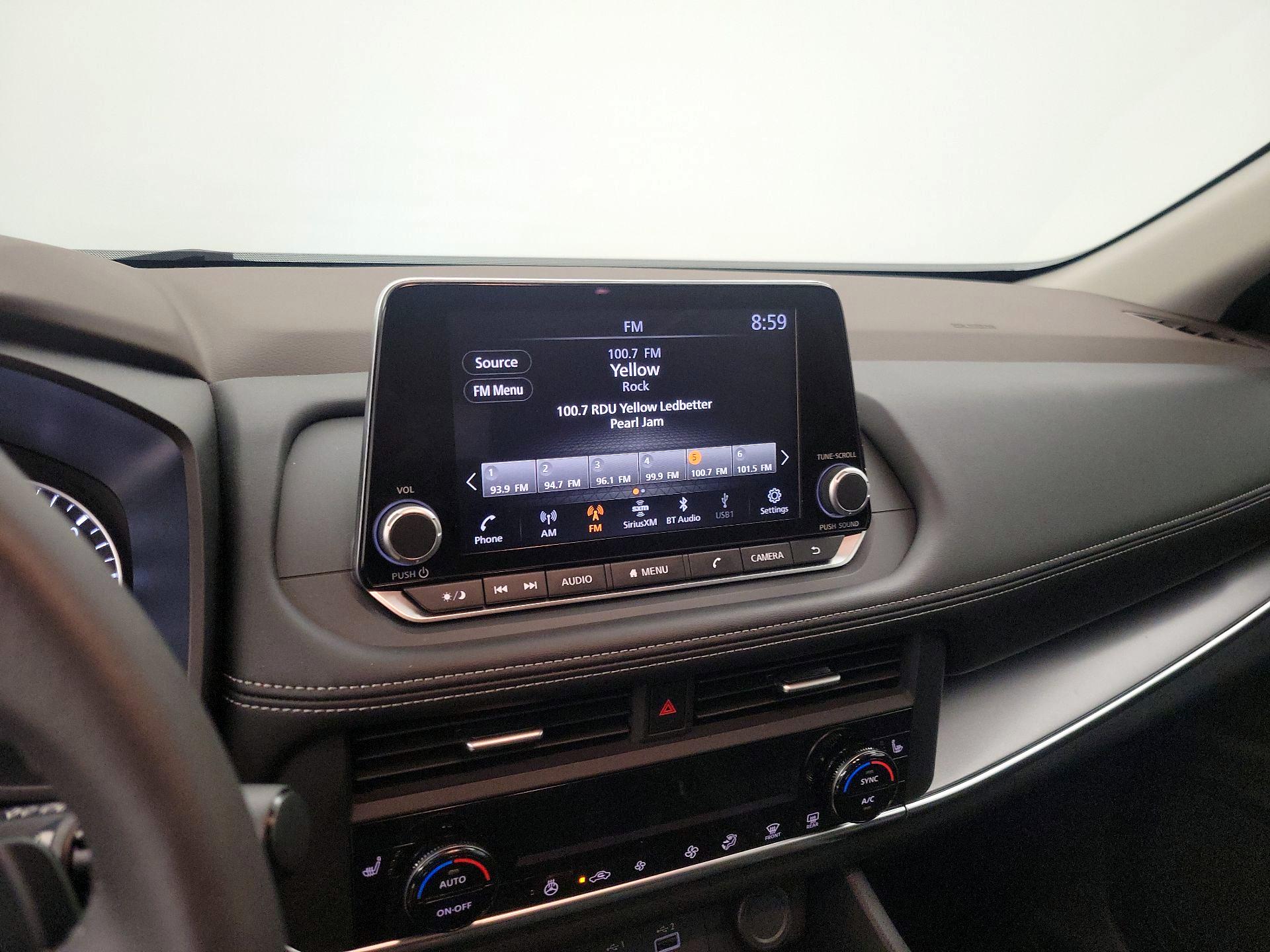 Thumbnail: 2023 Nissan Rogue - 15