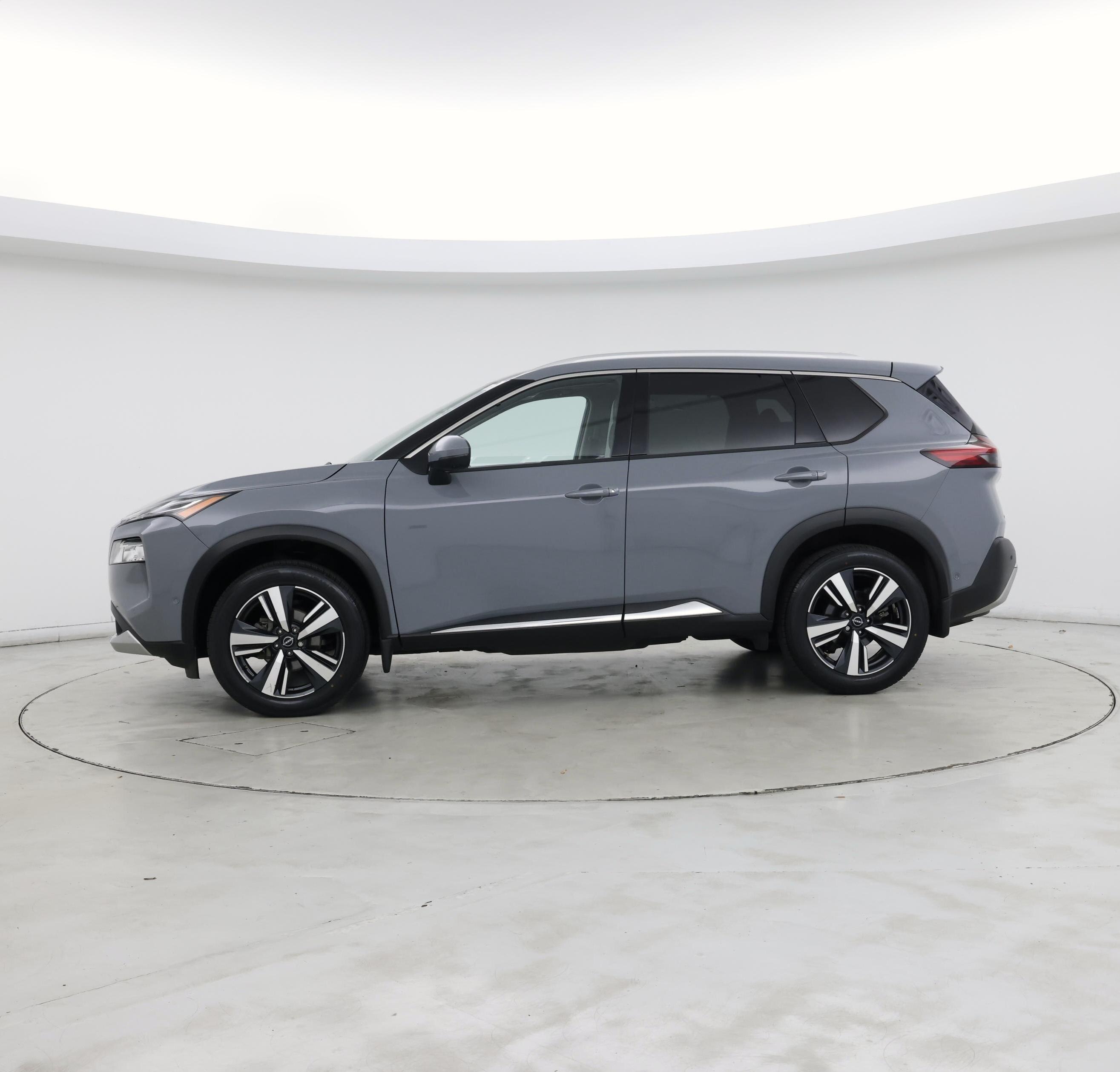 Thumbnail: 2022 Nissan Rogue - 3