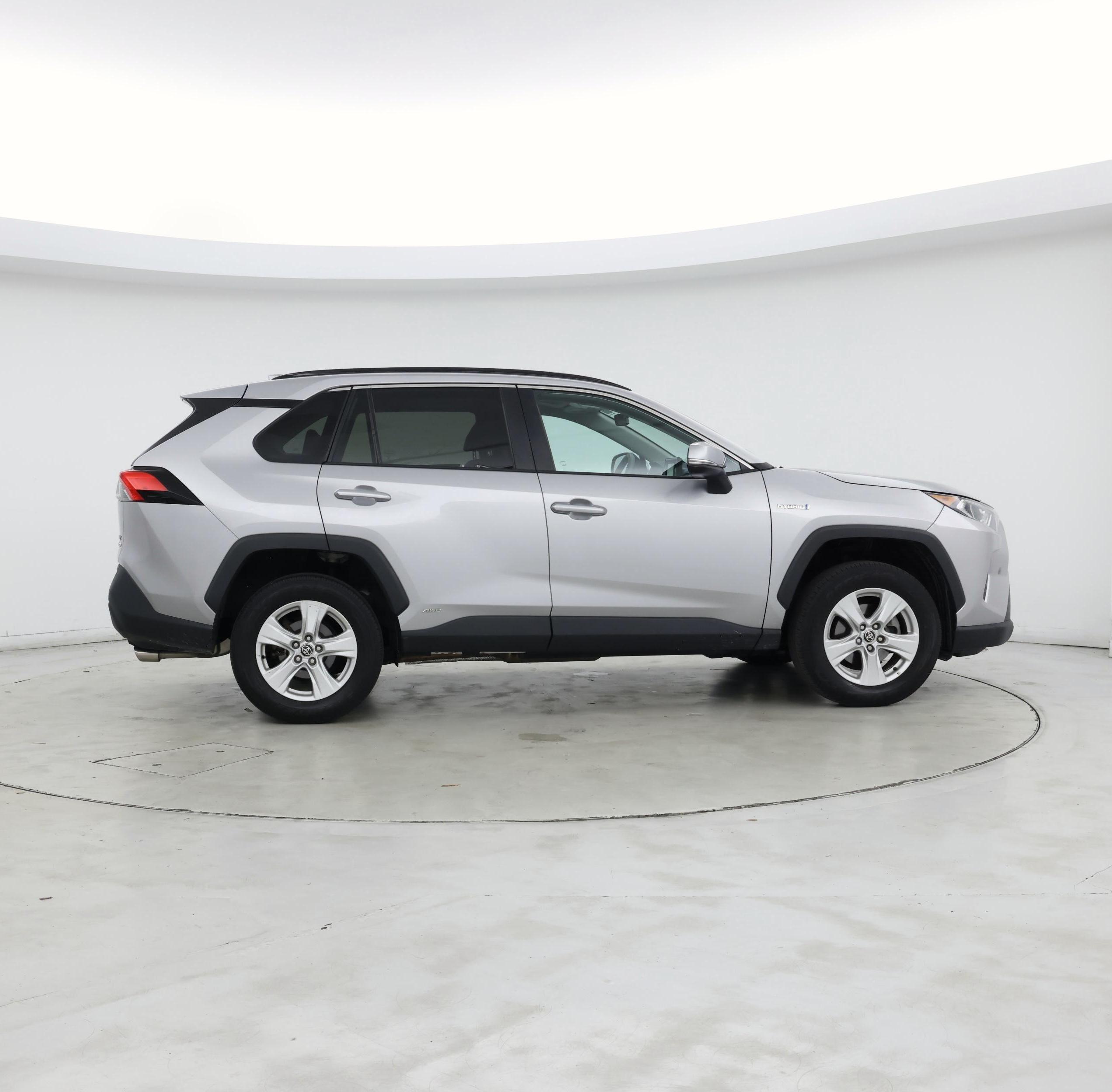 Thumbnail: 2021 Toyota RAV4 - 7