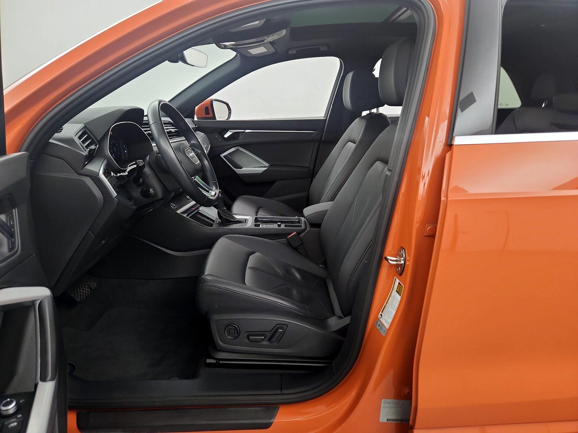 Thumbnail: 2021 Audi Q3 - 11