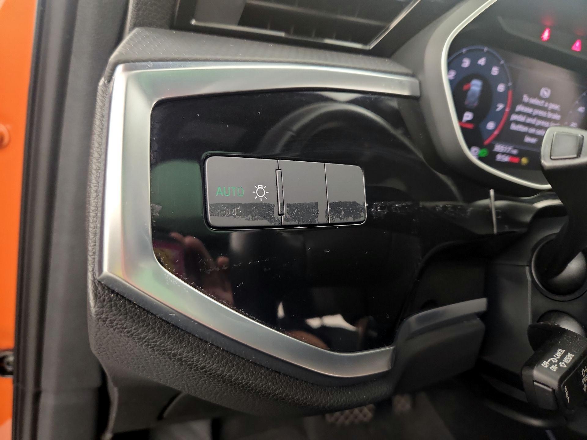 Thumbnail: 2021 Audi Q3 - 13