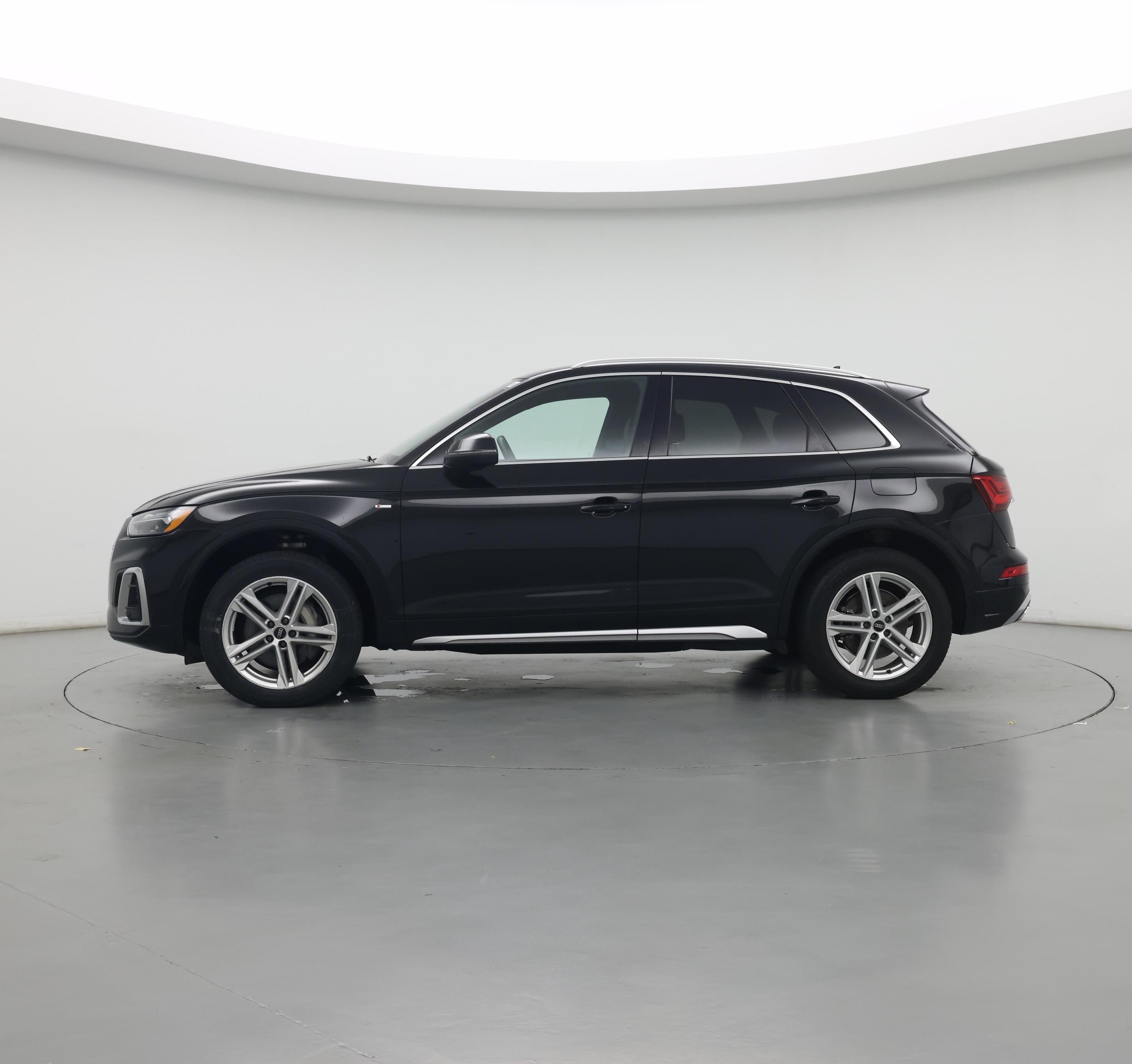 Thumbnail: 2022 Audi Q5 - 3
