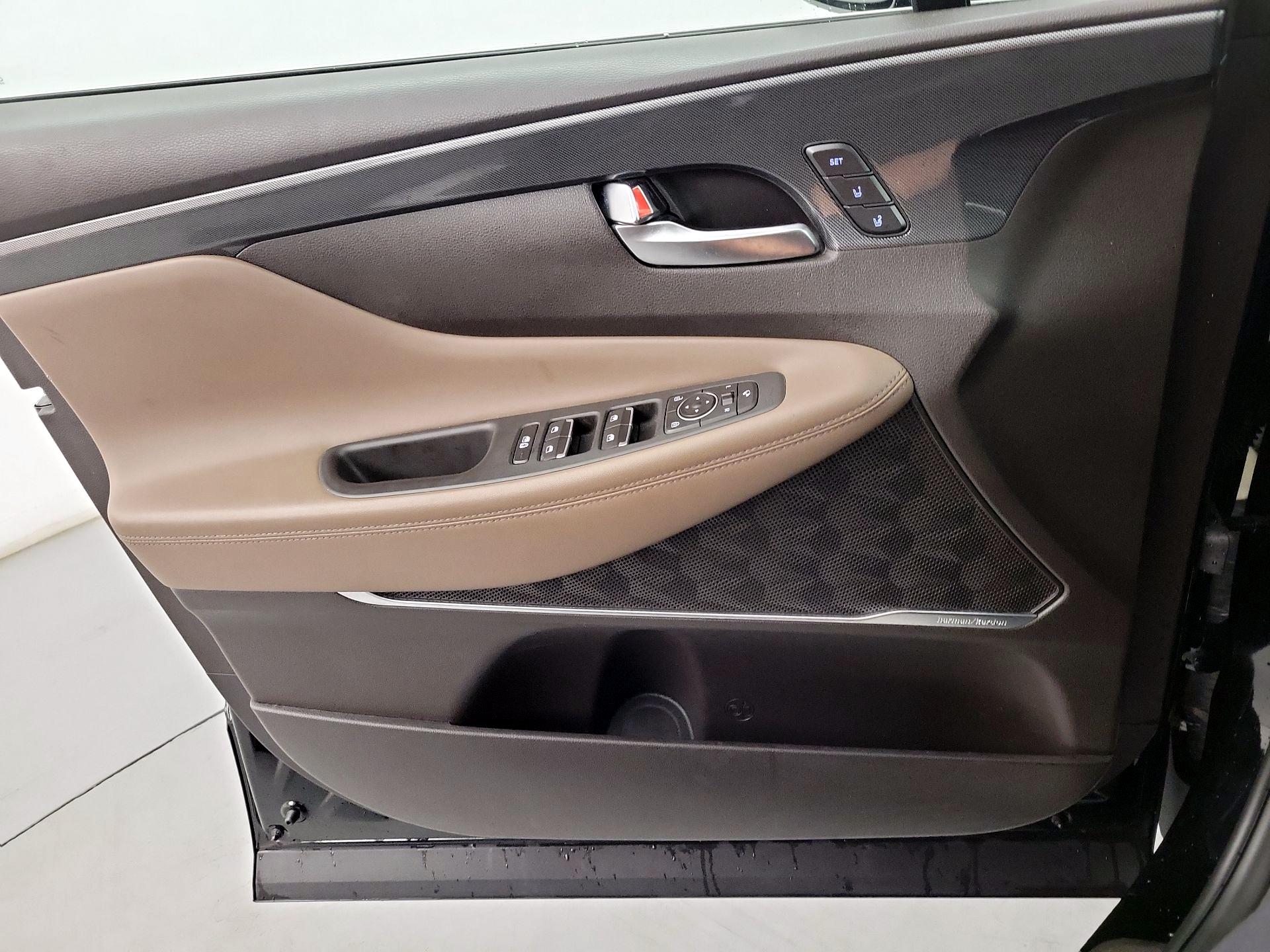Thumbnail: 2022 Hyundai Santa Fe - 12