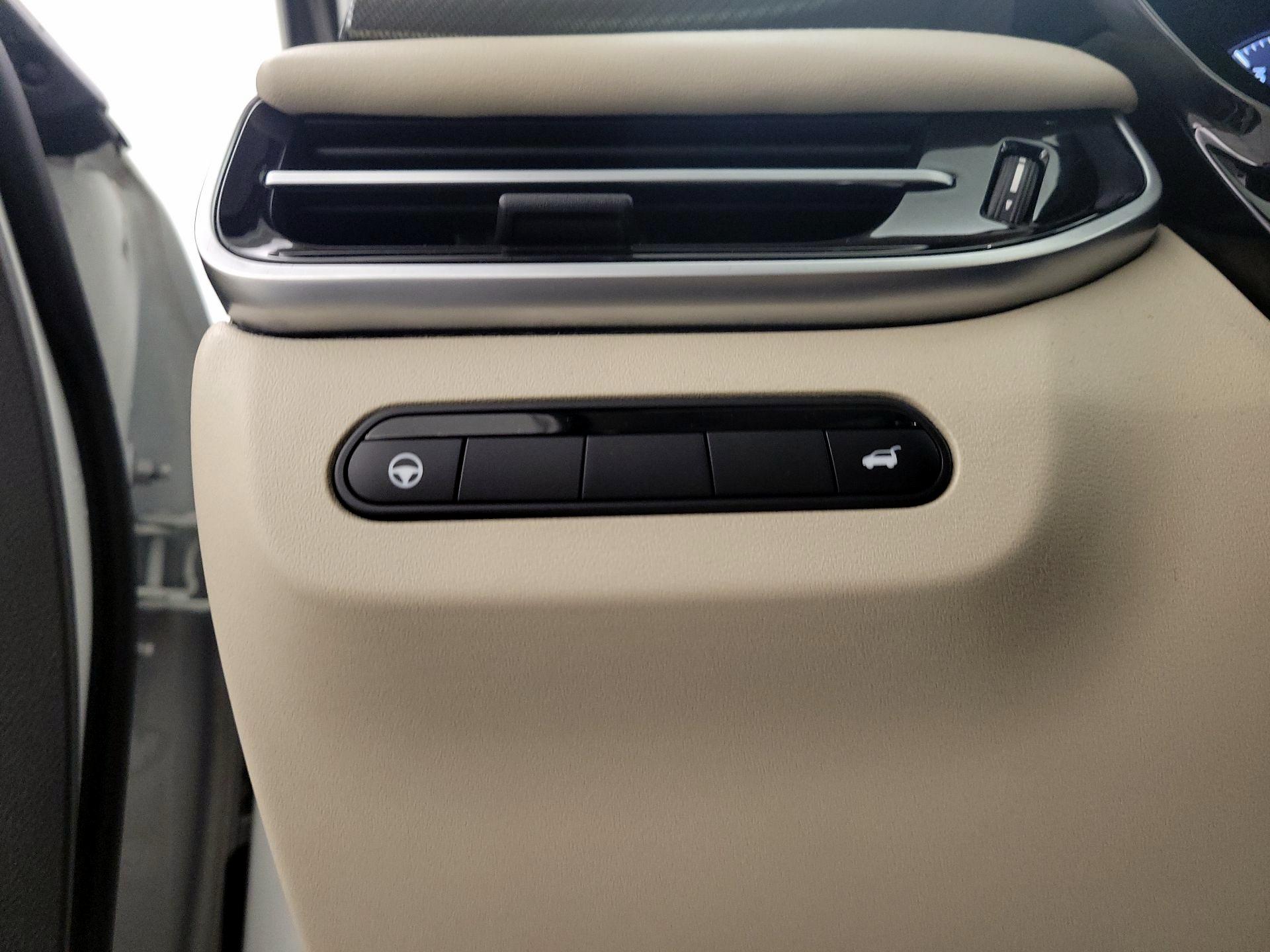 Thumbnail: 2023 INFINITI QX60 - 13