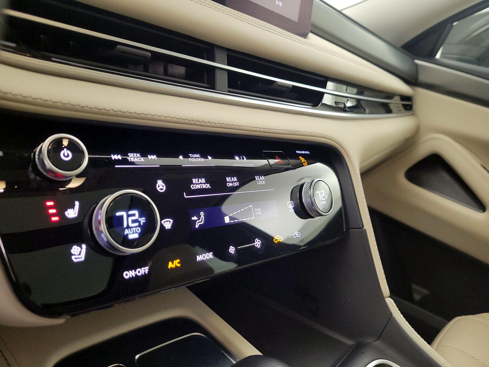 Thumbnail: 2023 INFINITI QX60 - 17