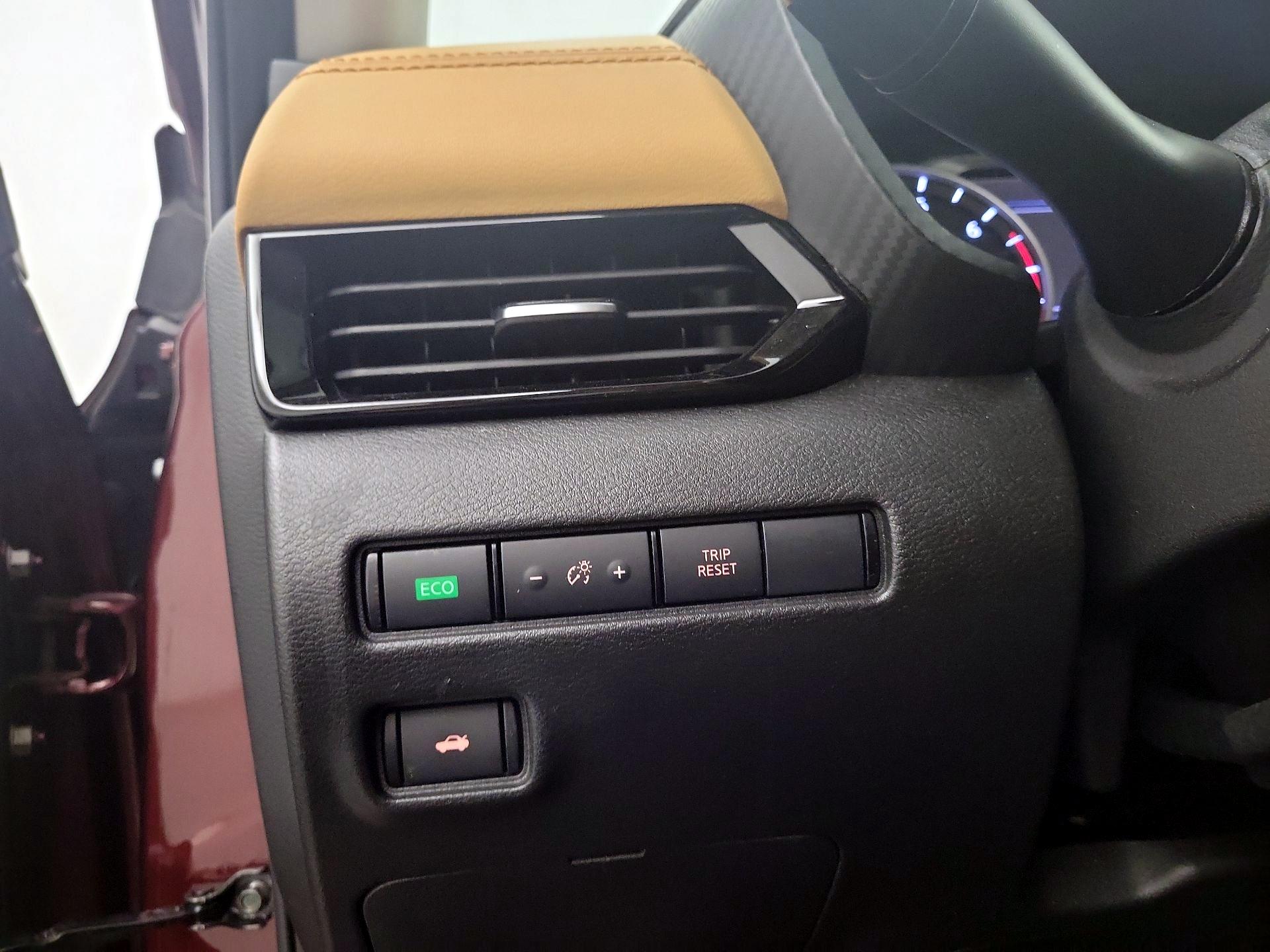 Thumbnail: 2022 Nissan Sentra - 13