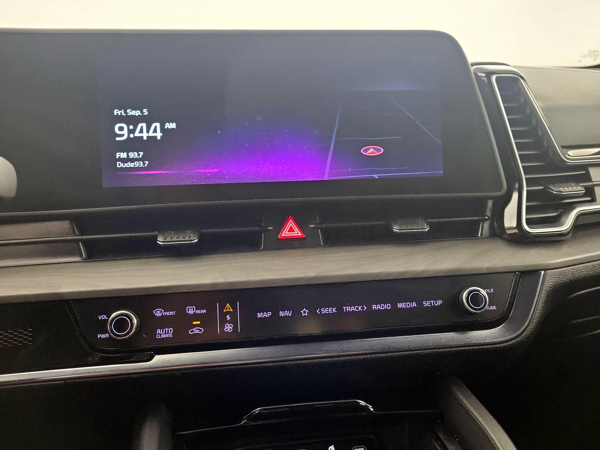 Thumbnail: 2023 Kia Sportage - 14