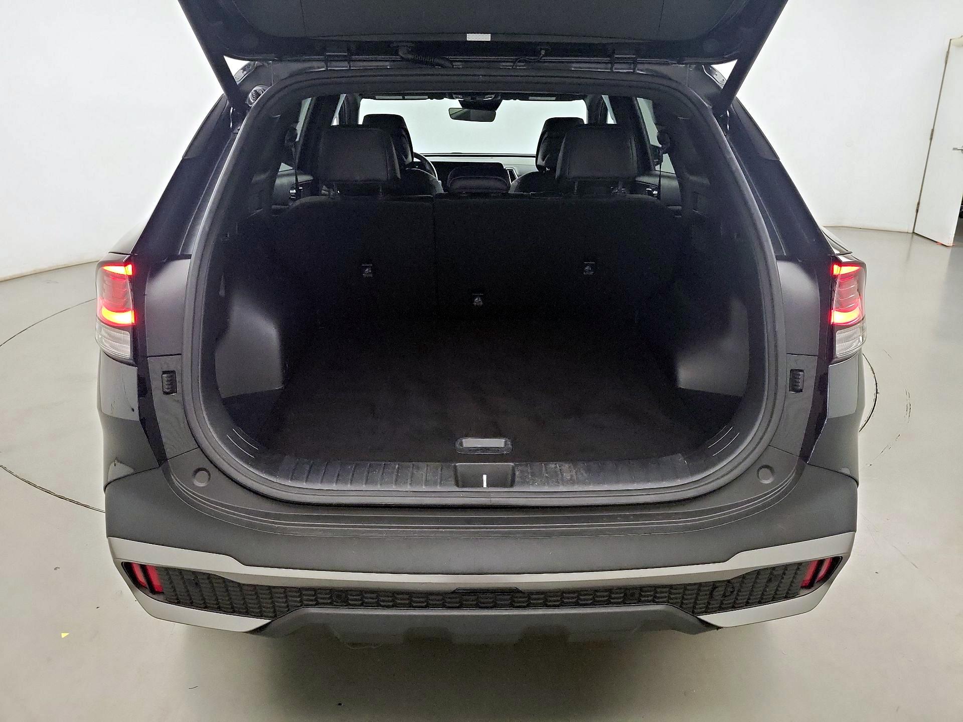 Thumbnail: 2023 Kia Sportage - 19