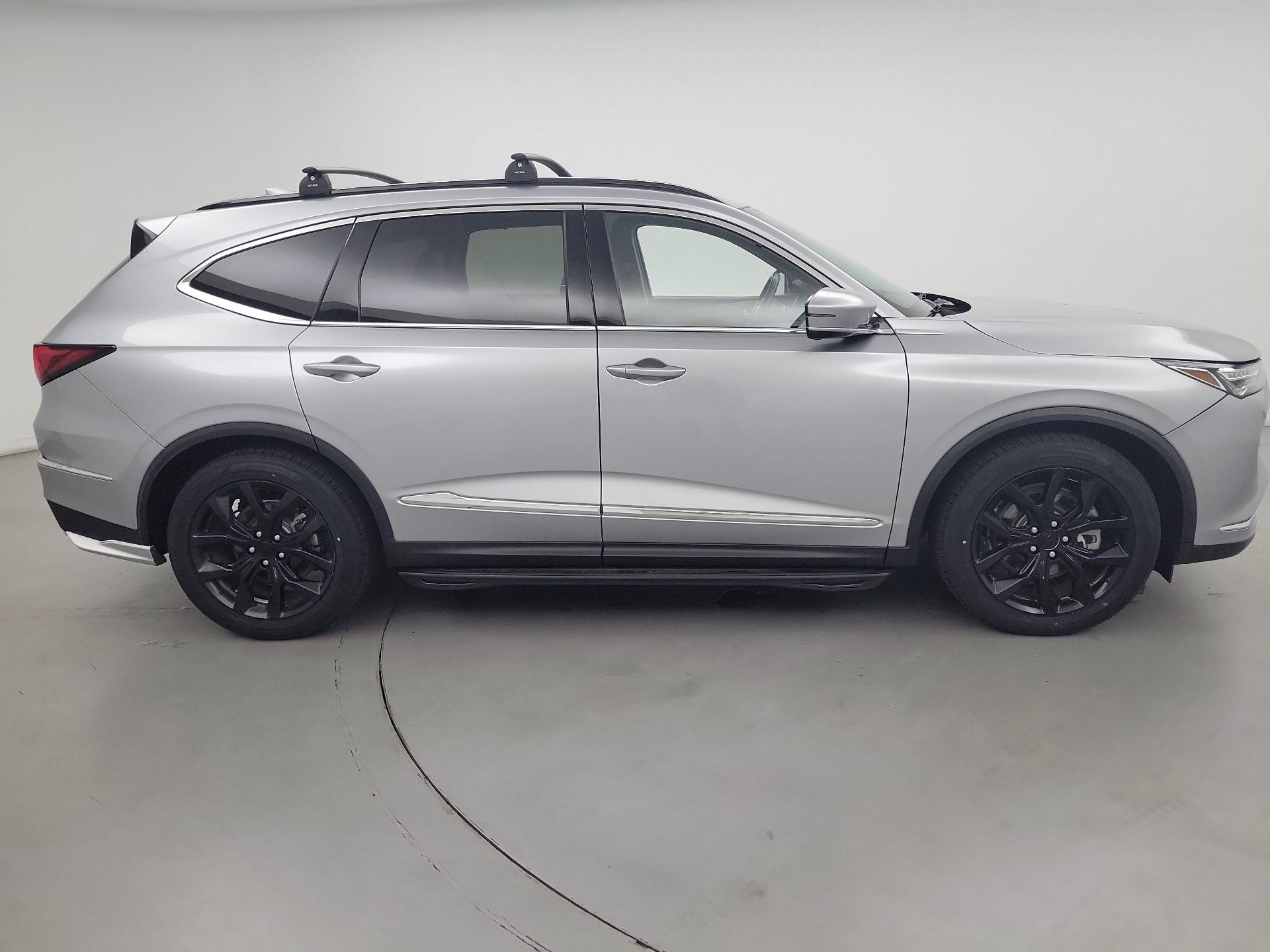 Thumbnail: 2022 Acura MDX - 4