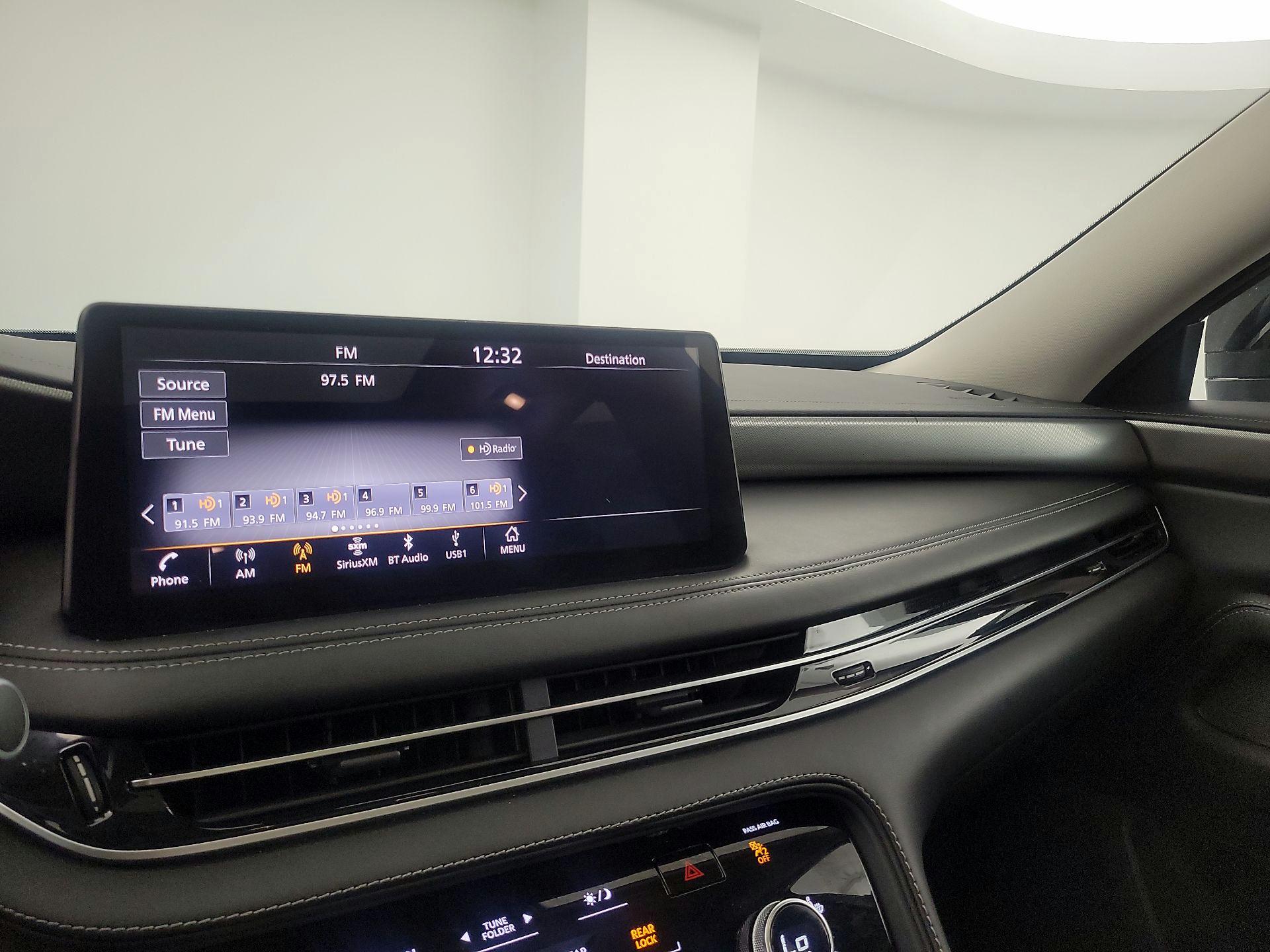 Thumbnail: 2023 INFINITI QX60 - 16
