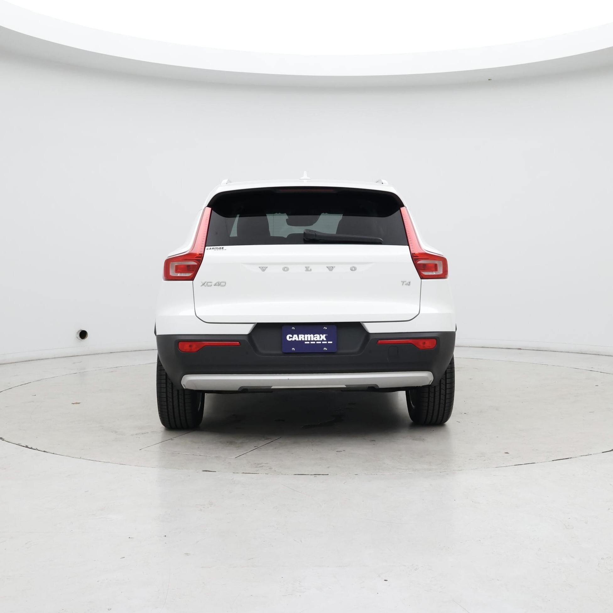 Thumbnail: 2022 Volvo XC40 - 6