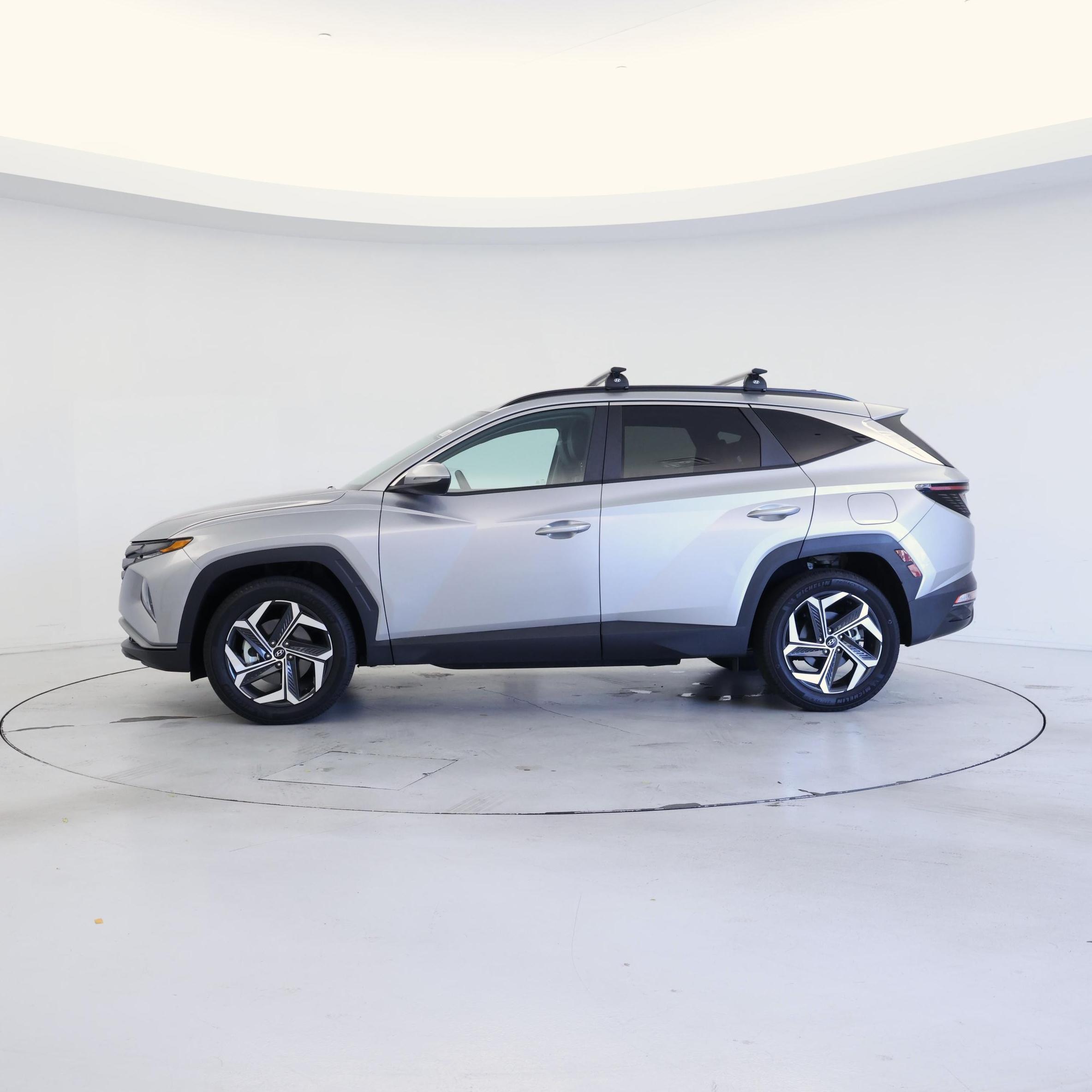 Thumbnail: 2022 Hyundai Tucson - 3