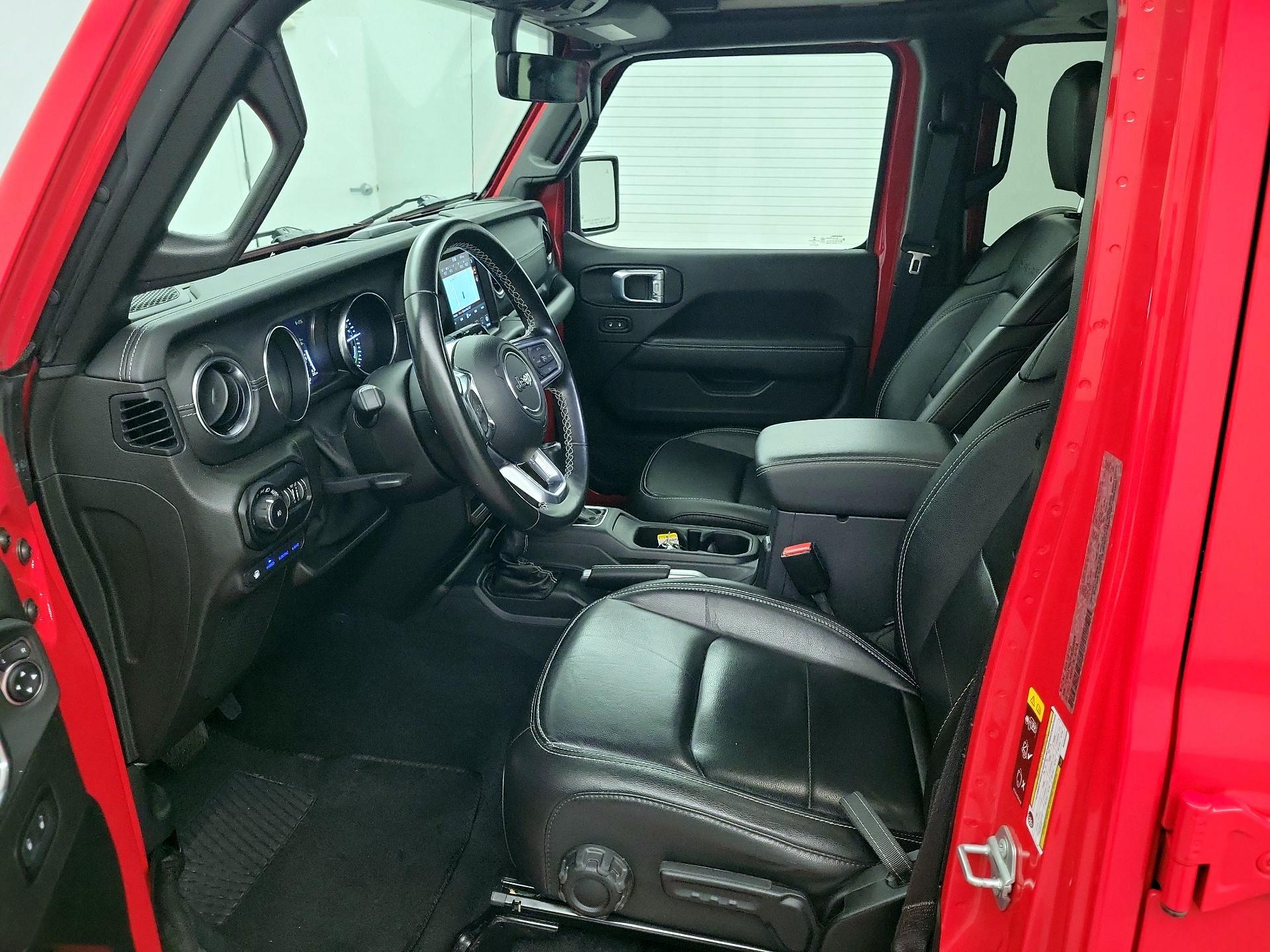 Thumbnail: 2021 Jeep Wrangler - 11