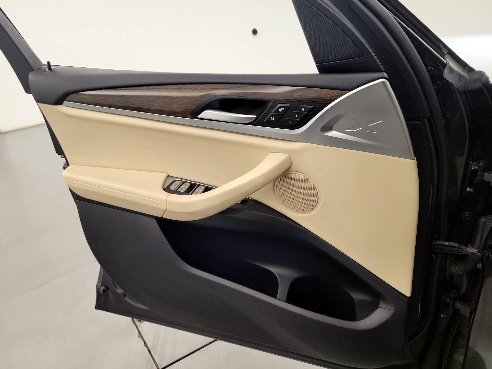 Thumbnail: 2021 BMW X3 - 12