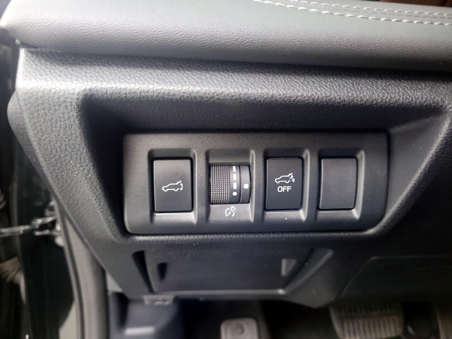 Thumbnail: 2021 Subaru Outback - 13