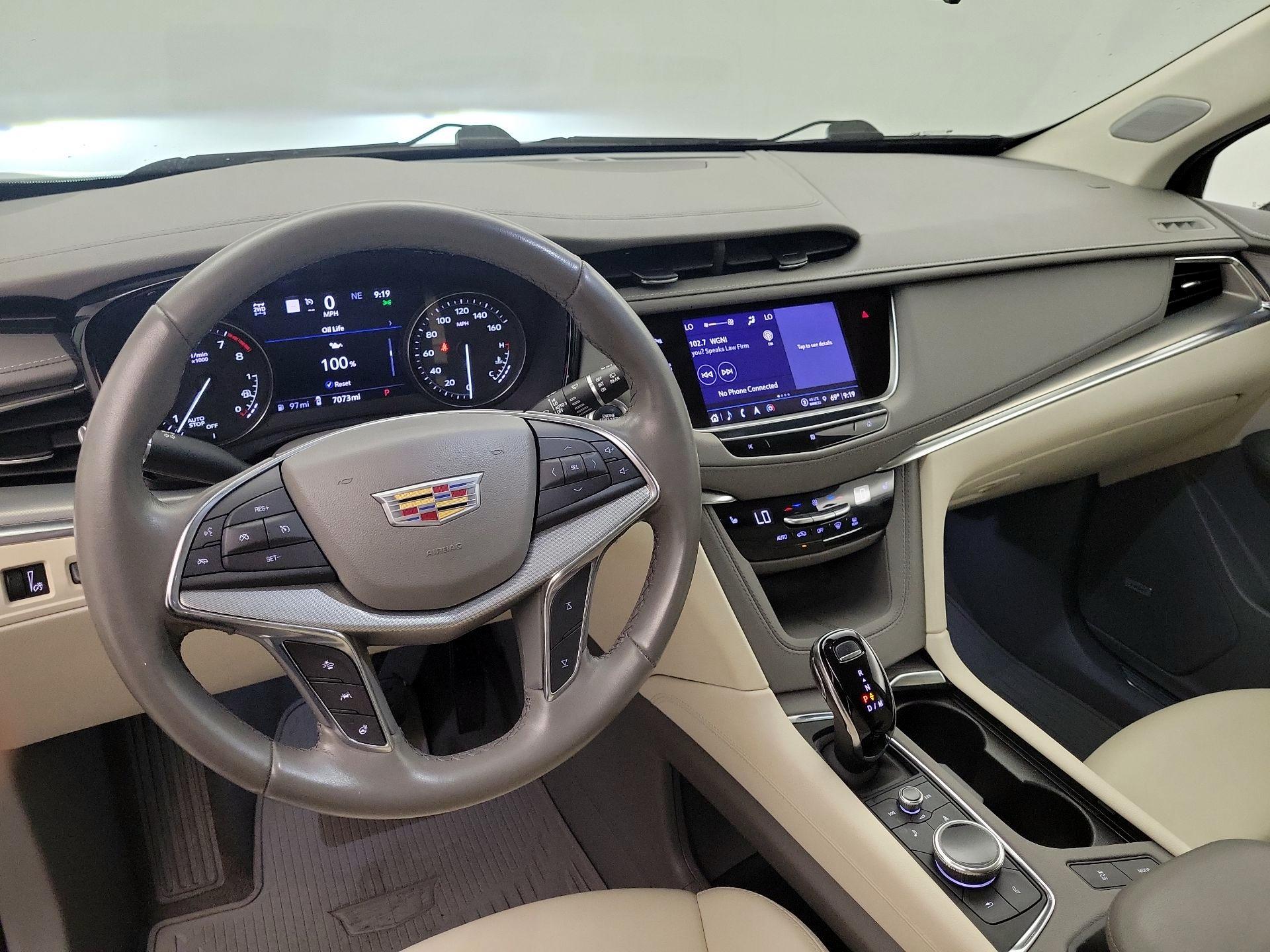 Thumbnail: 2021 Cadillac XT5 - 9
