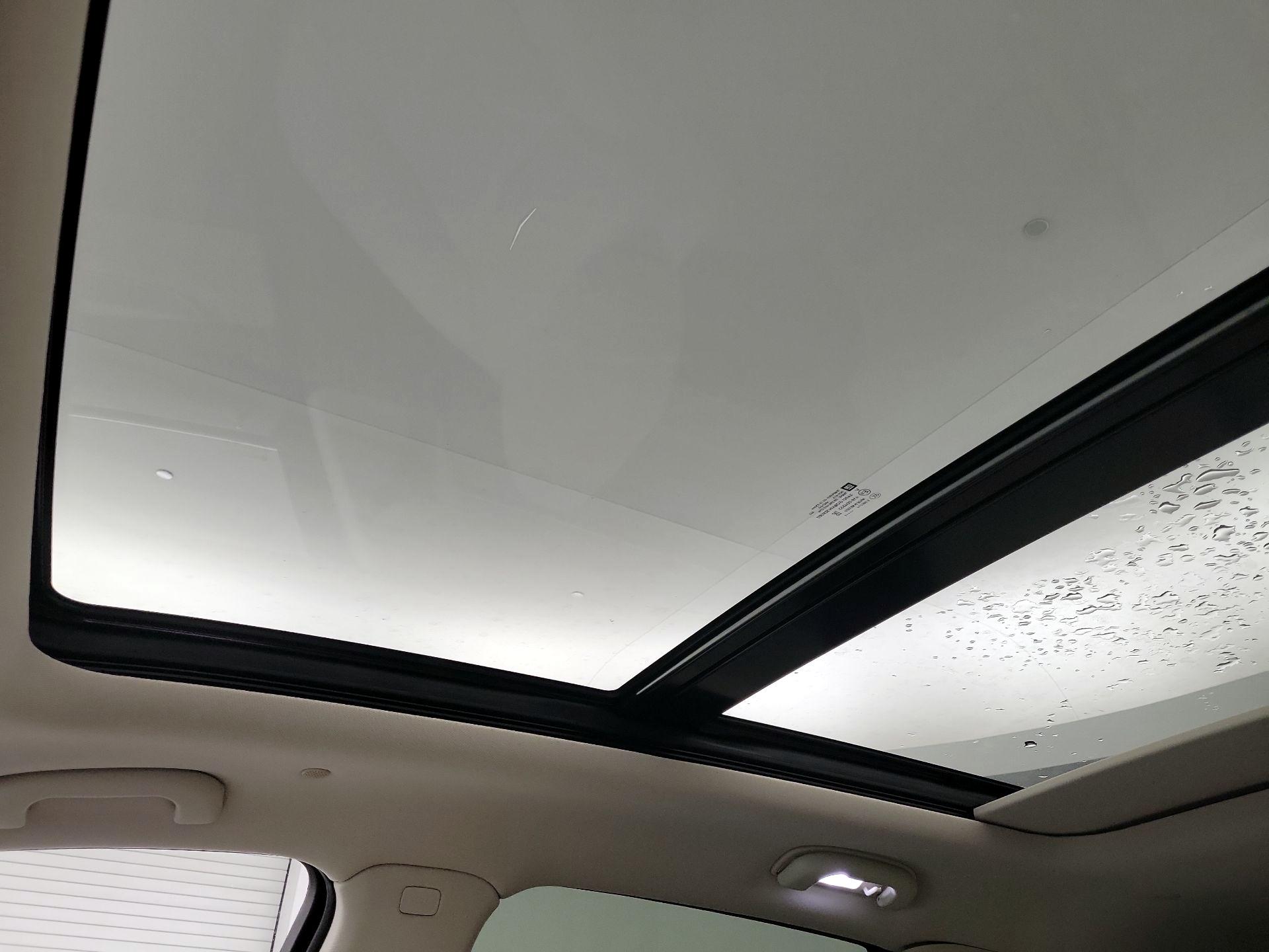 Thumbnail: 2021 Cadillac XT5 - 19