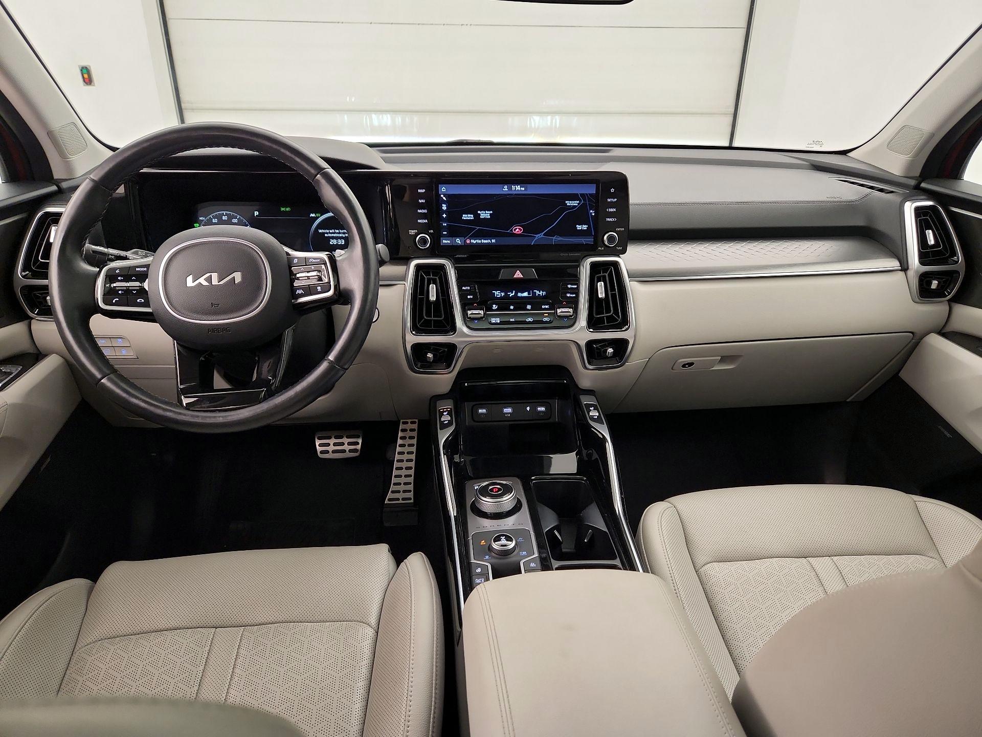 Thumbnail: 2022 Kia Sorento - 9