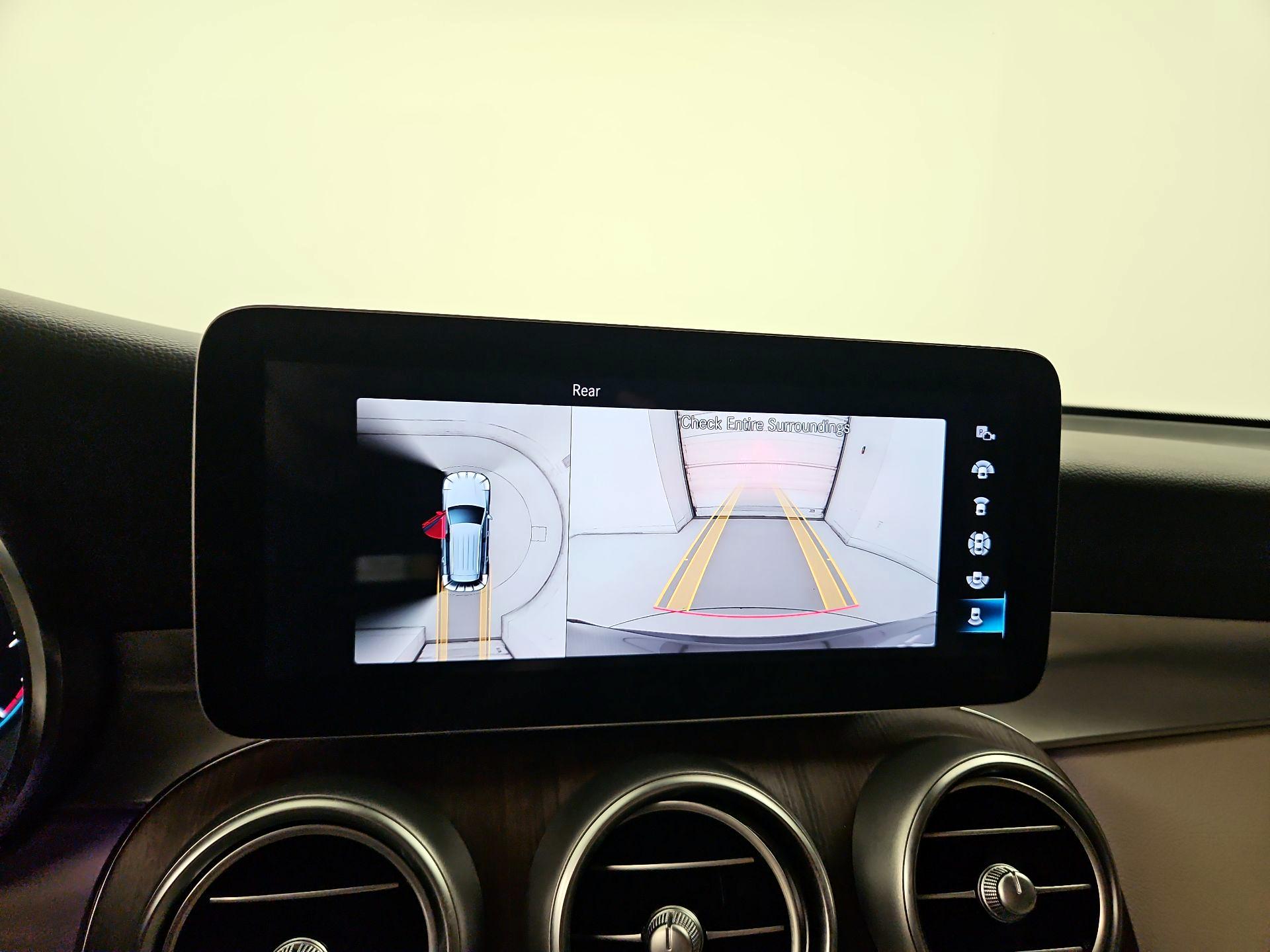 Thumbnail: 2022 Mercedes-Benz GLC - 15