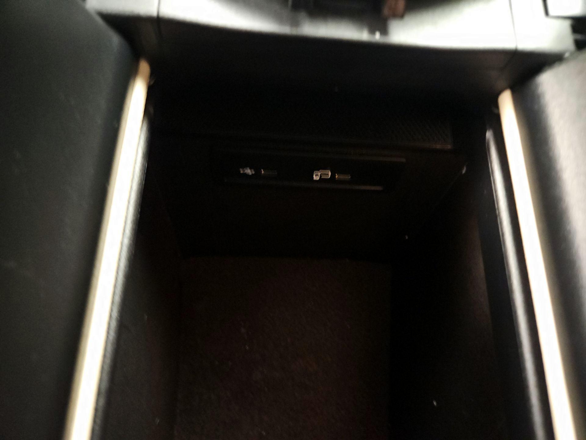 Thumbnail: 2022 Mercedes-Benz GLC - 19