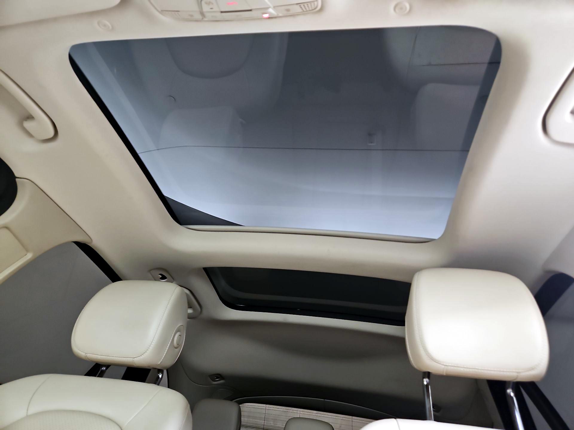 Thumbnail: 2022 Mercedes-Benz GLC - 20