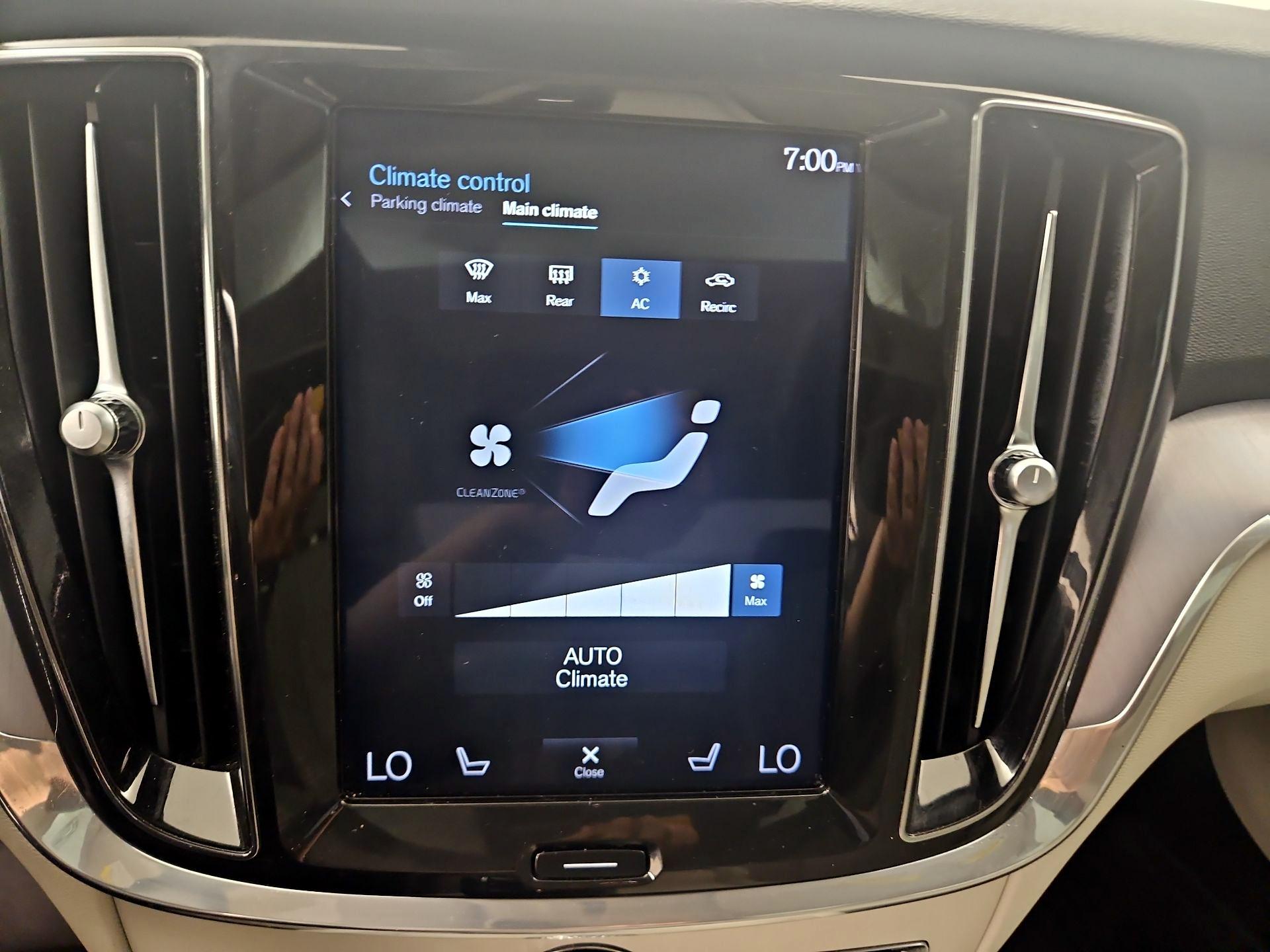 Thumbnail: 2020 Volvo S60 - 16