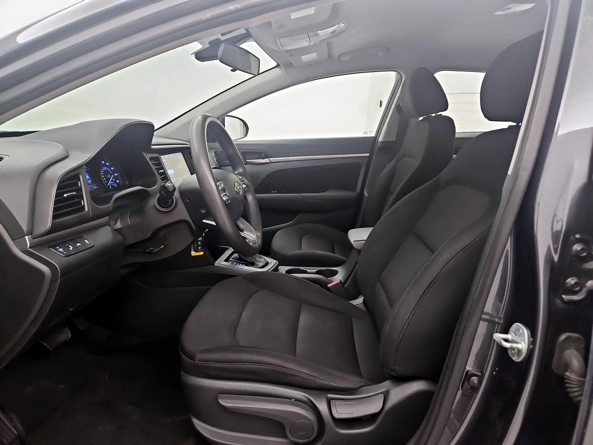 Thumbnail: 2020 Hyundai Elantra - 11
