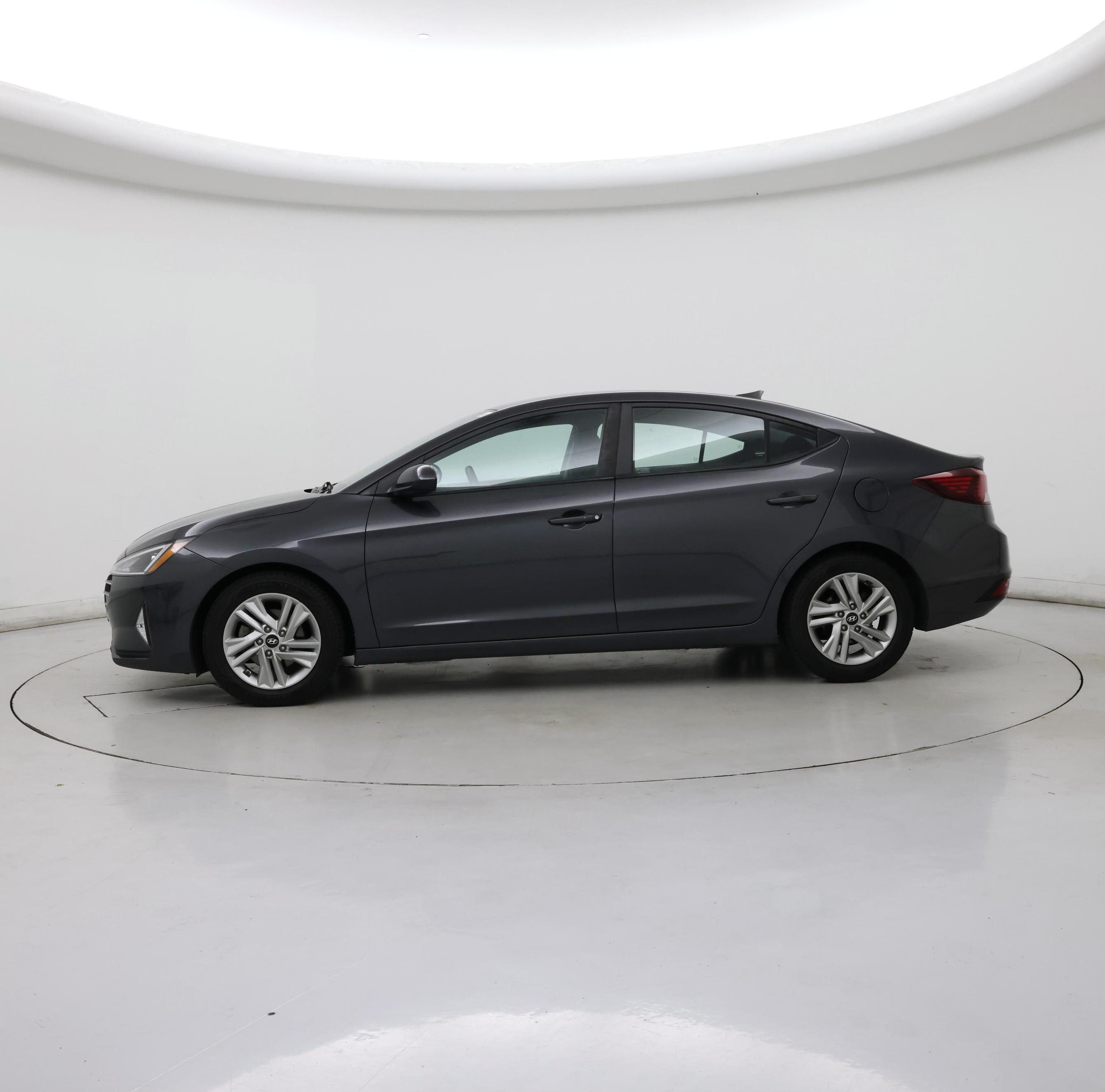 Thumbnail: 2020 Hyundai Elantra - 3