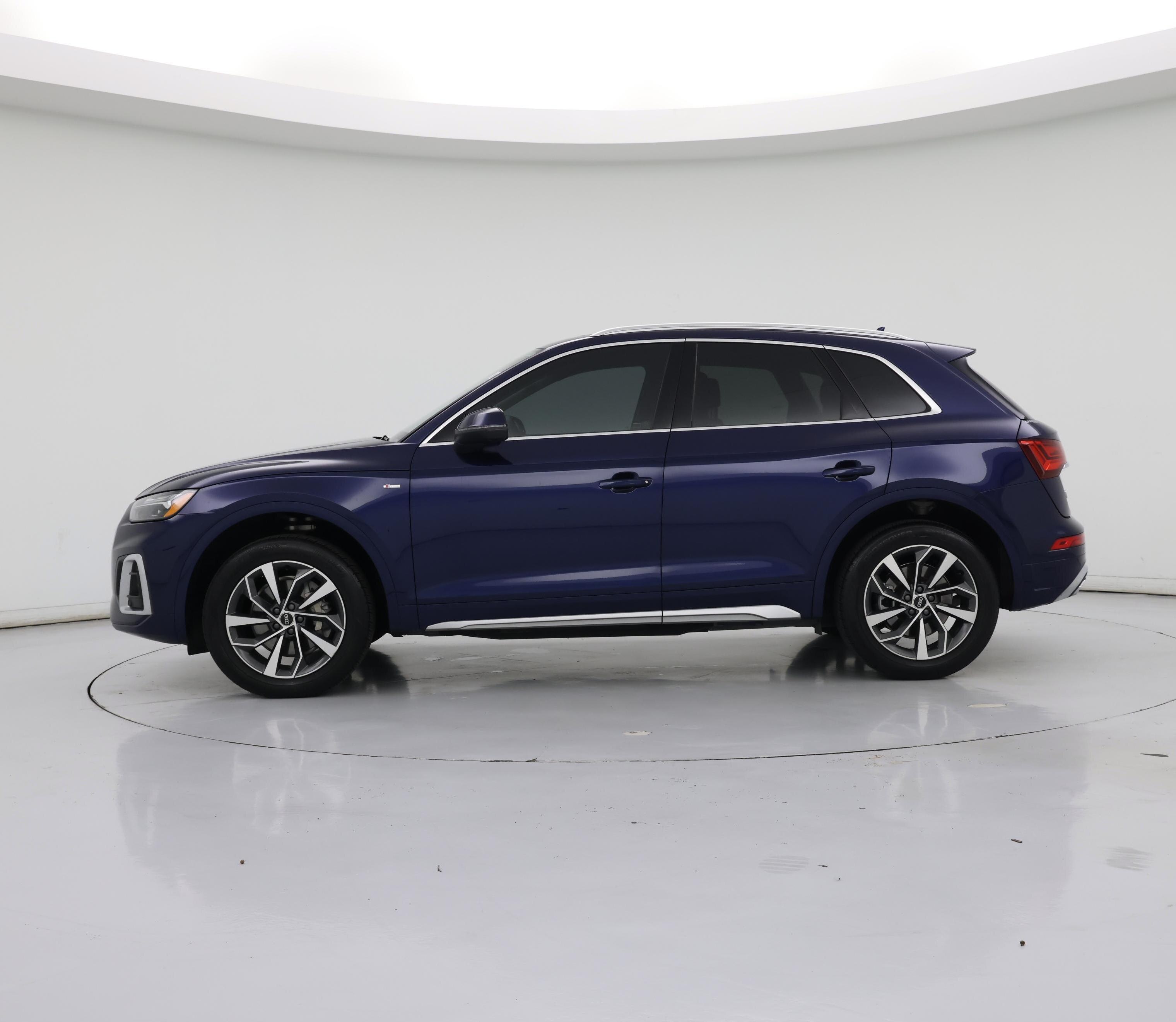 Thumbnail: 2022 Audi Q5 - 3