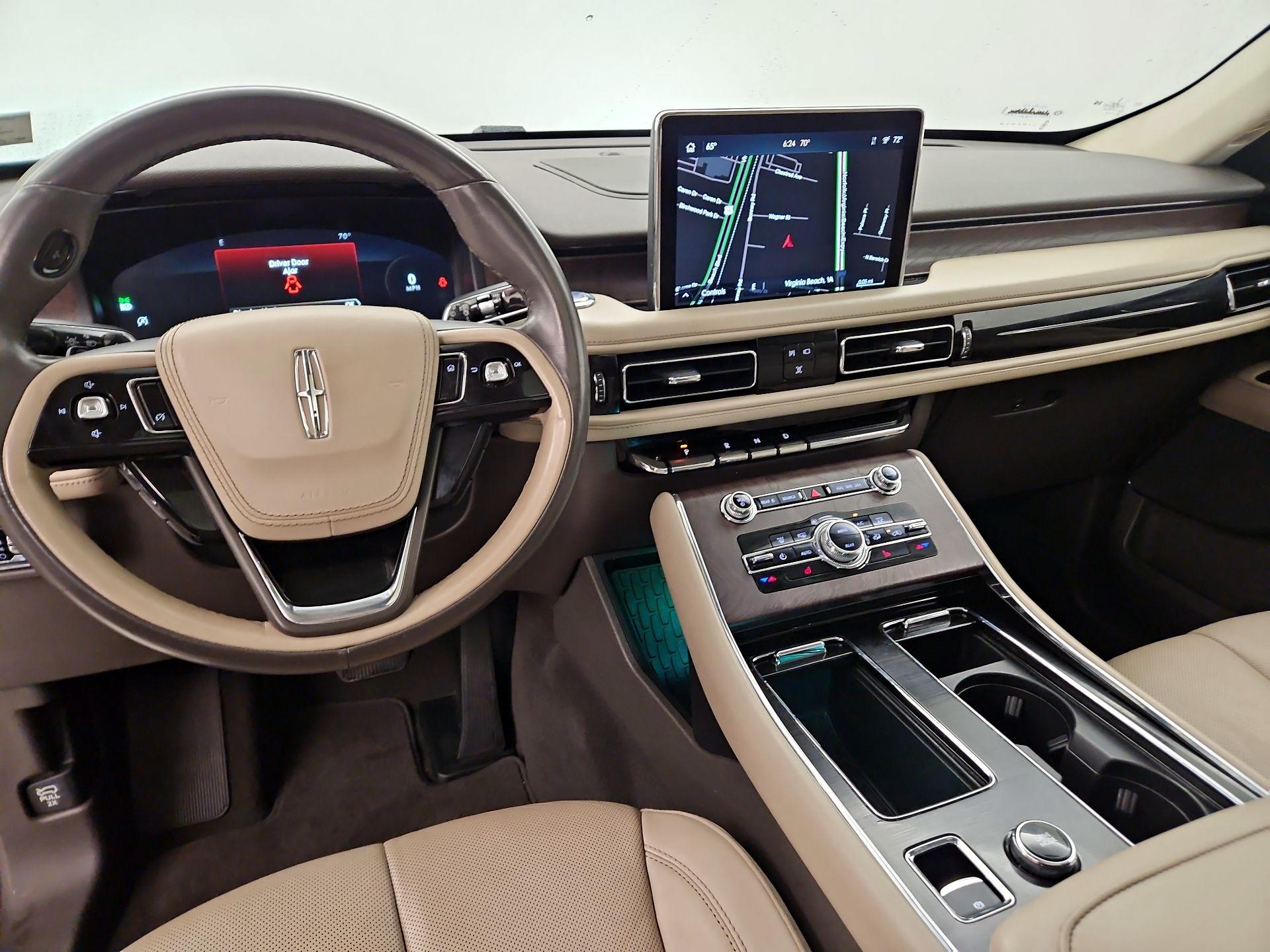 Thumbnail: 2022 Lincoln Aviator - 9