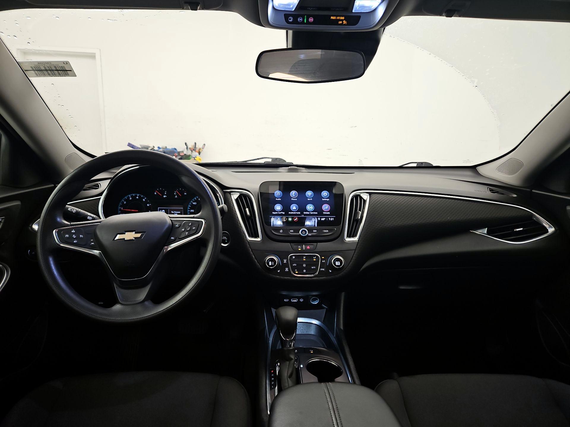 Thumbnail: 2021 Chevrolet Malibu - 9