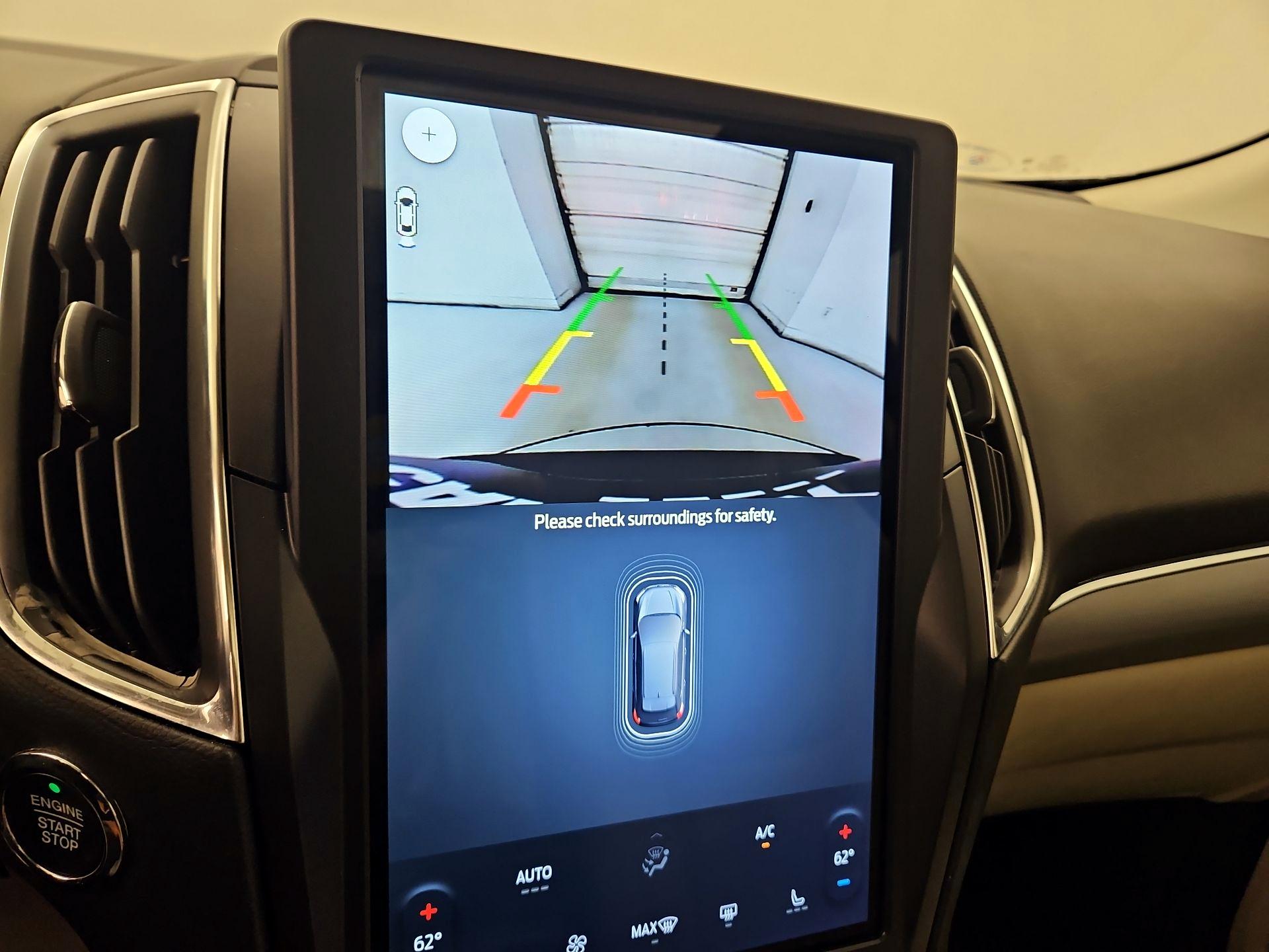 Thumbnail: 2022 Ford Edge - 15