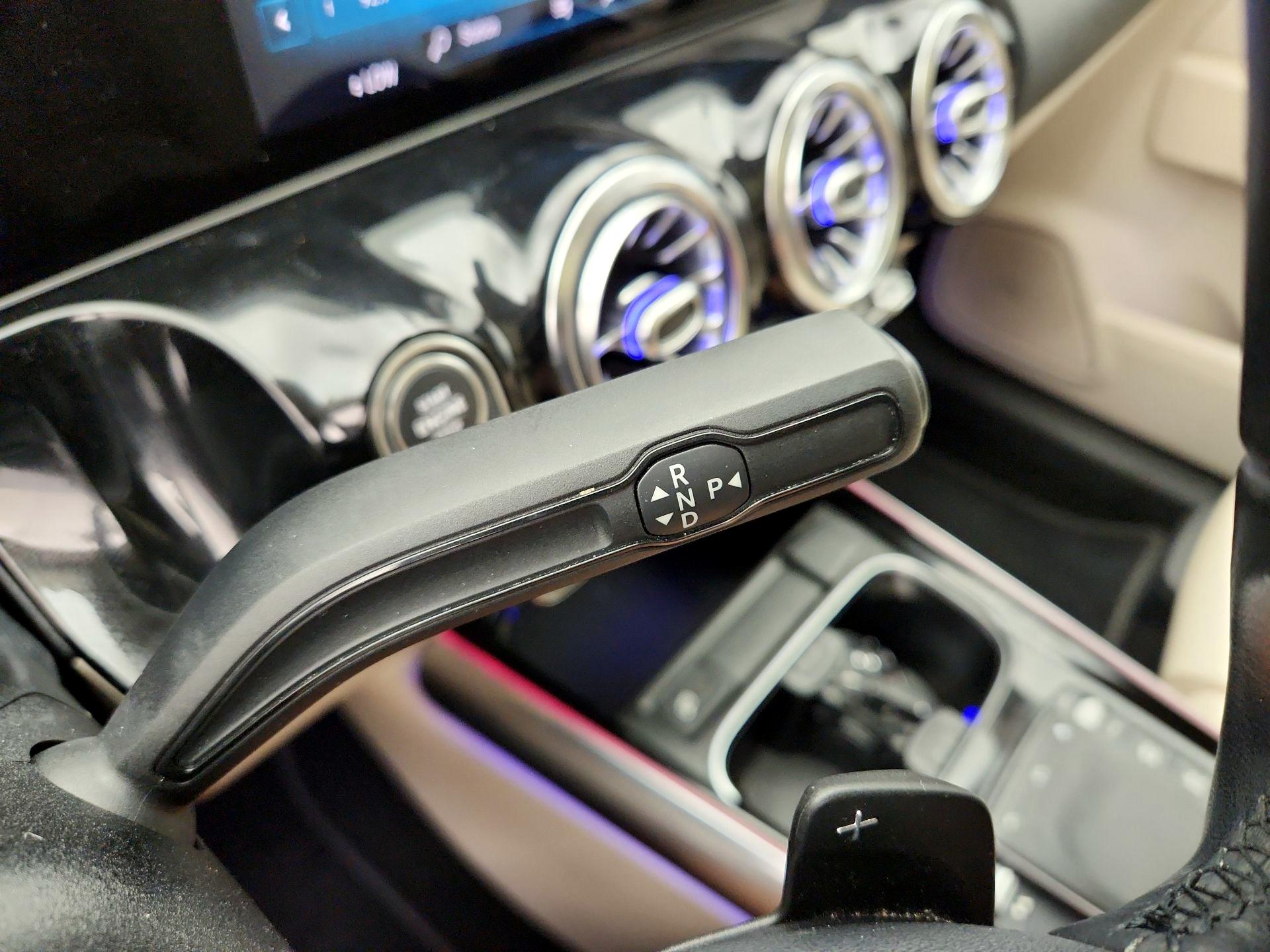 Thumbnail: 2021 Mercedes-Benz GLA - 17