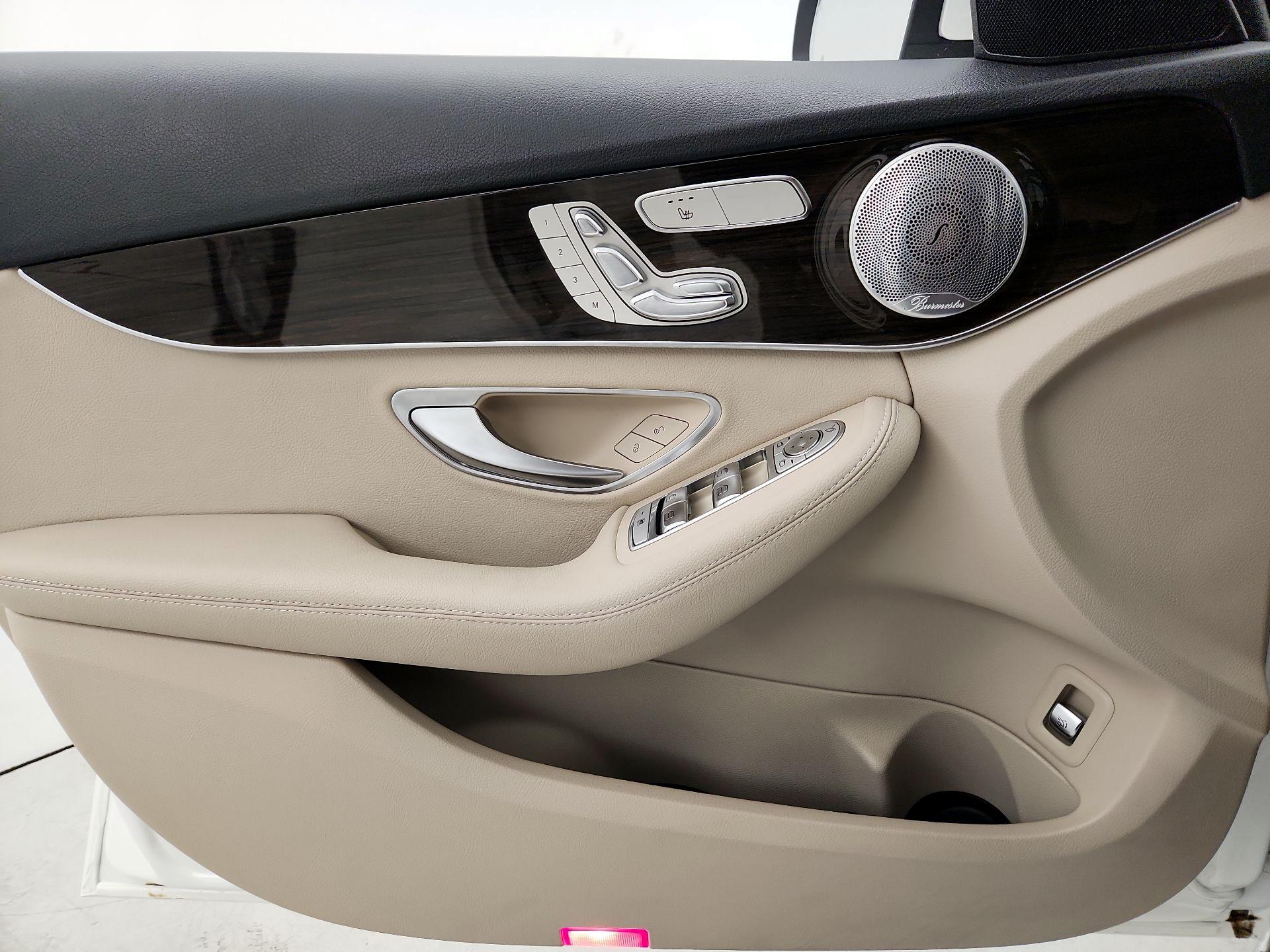 Thumbnail: 2021 Mercedes-Benz C-Class - 12