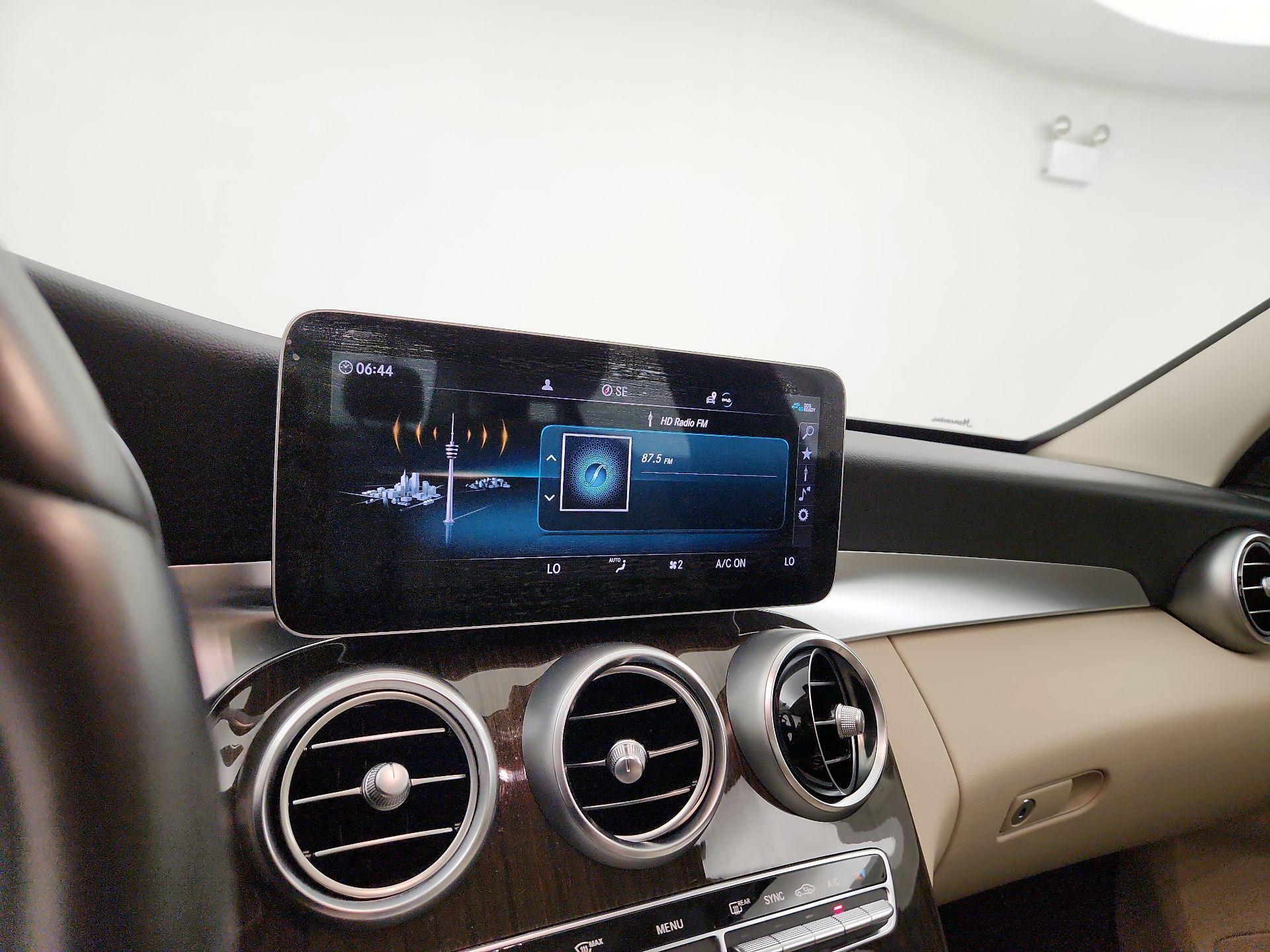 Thumbnail: 2021 Mercedes-Benz C-Class - 16