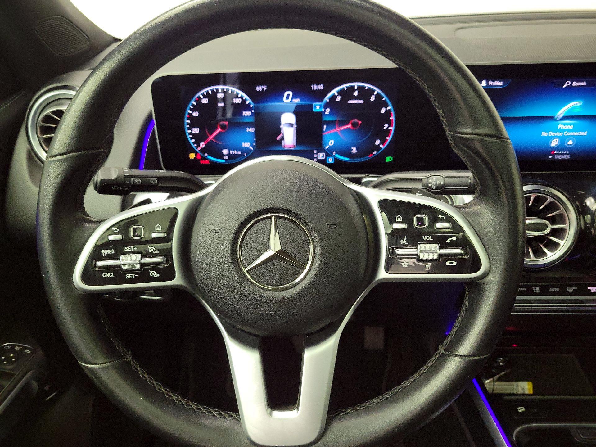 Thumbnail: 2021 Mercedes-Benz GLB - 10