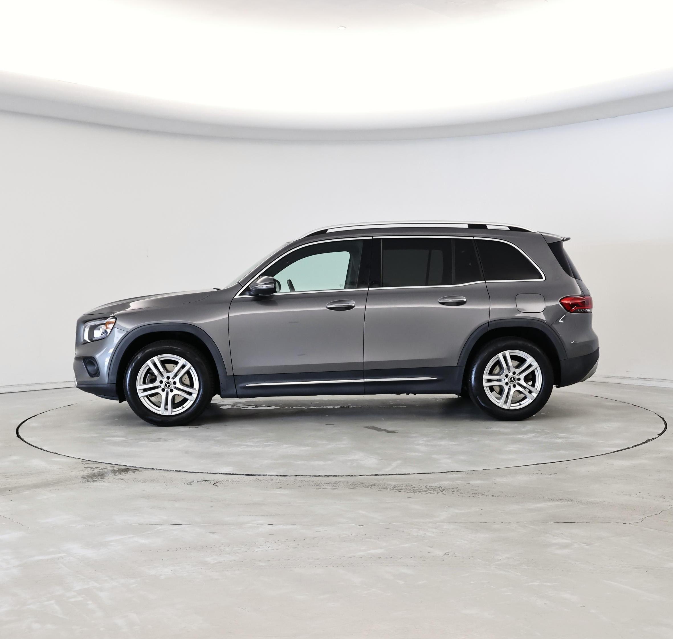 Thumbnail: 2022 Mercedes-Benz GLB - 3