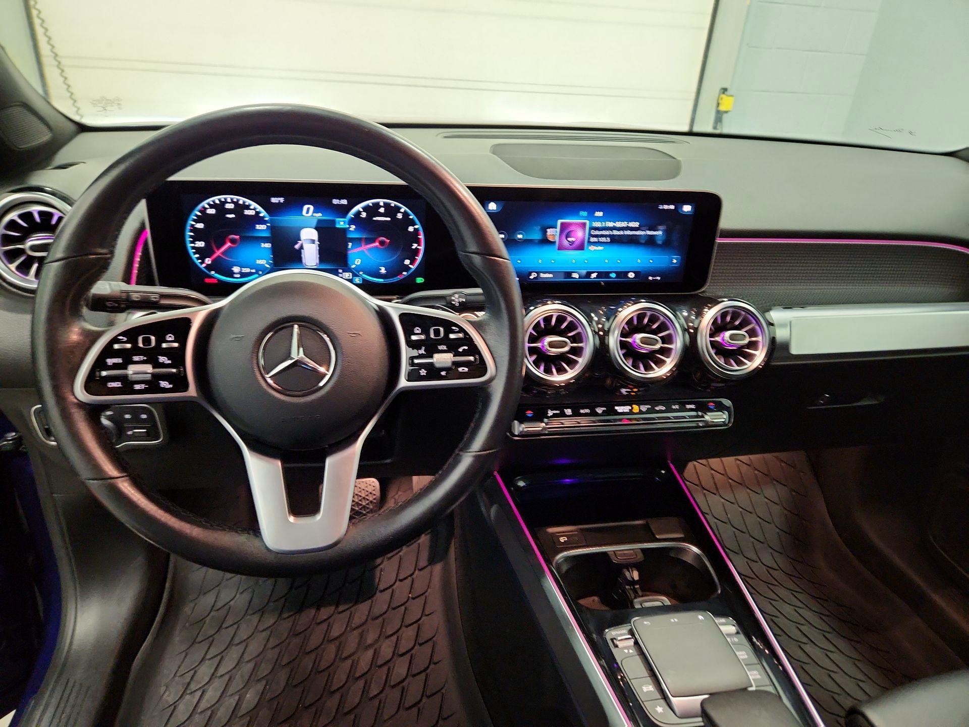Thumbnail: 2021 Mercedes-Benz GLB - 9
