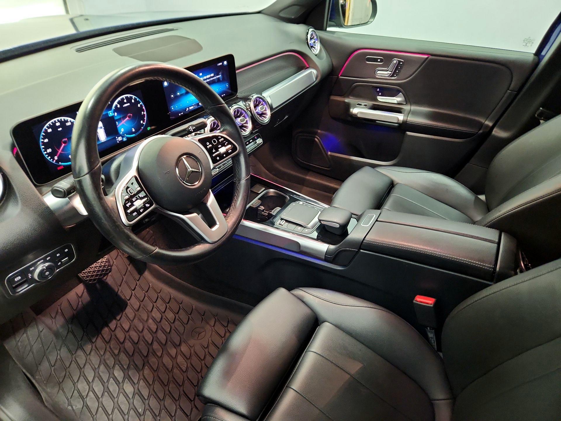 Thumbnail: 2021 Mercedes-Benz GLB - 11