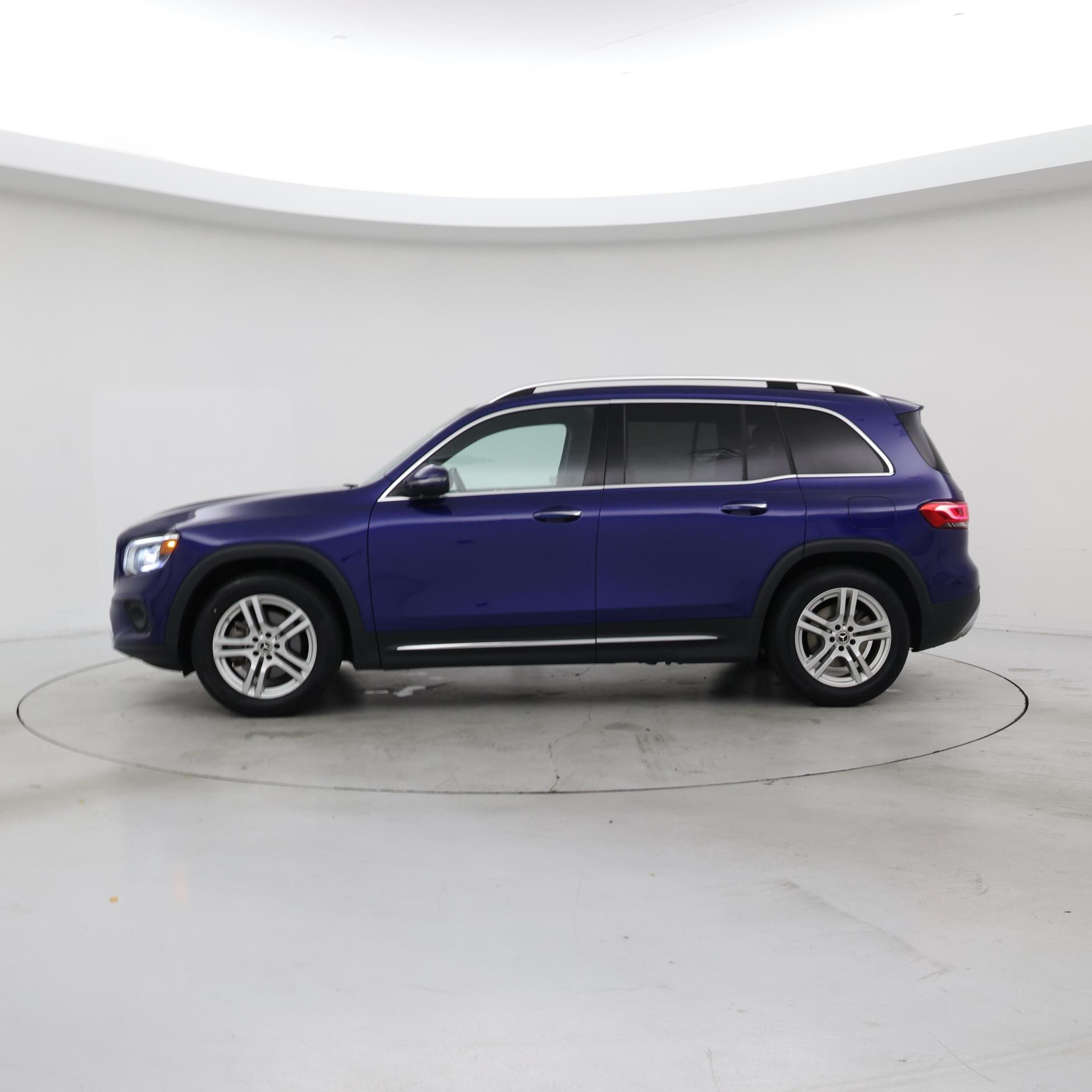 Thumbnail: 2021 Mercedes-Benz GLB - 3
